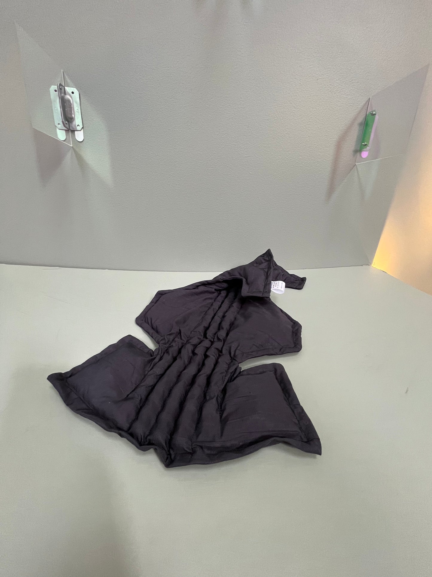Zero left: Blackcheek Moray Eel (crinkle silk) — Deep Pressure Therapy | Cooling Compression Shark