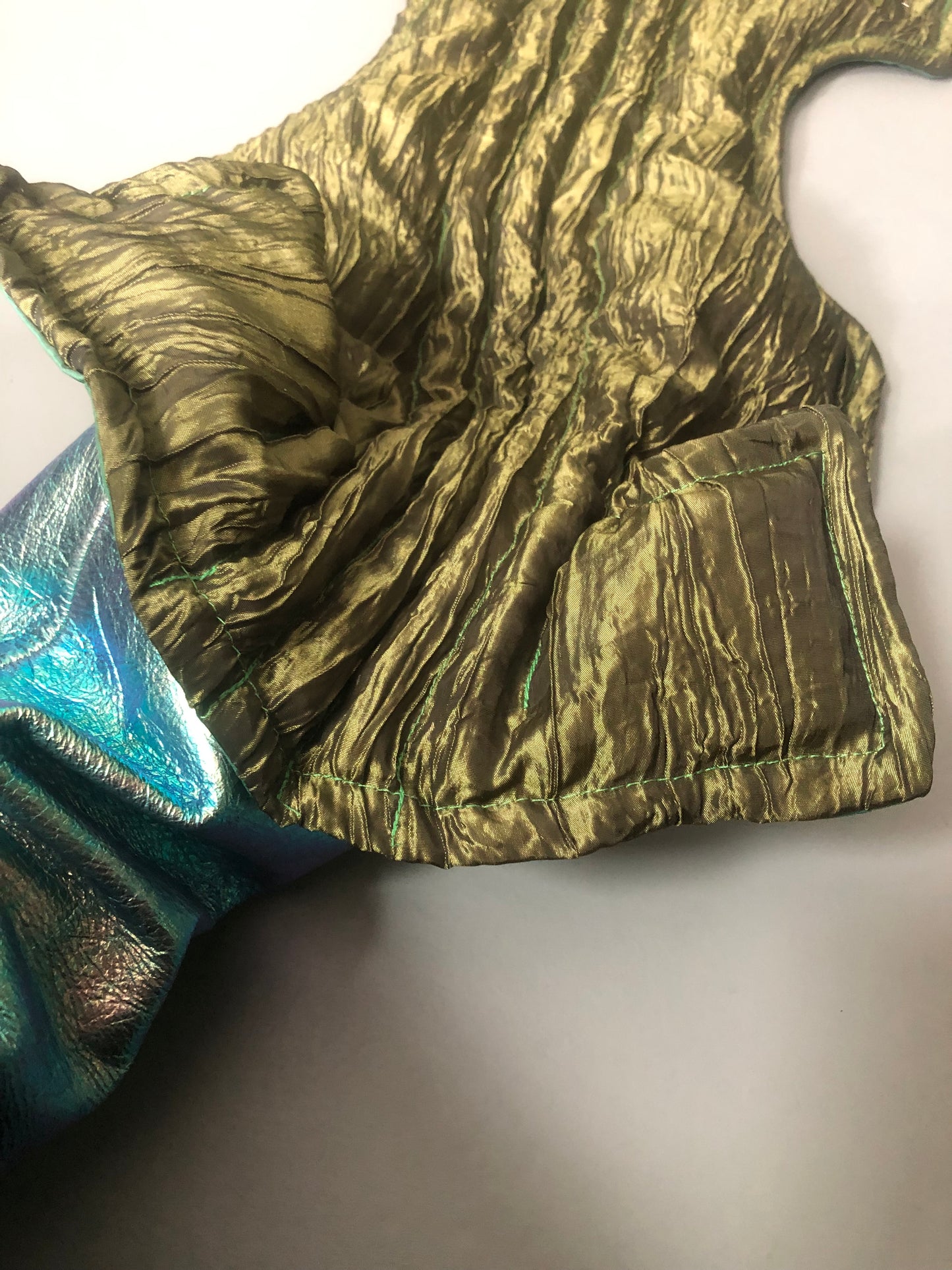 Zero left: Lilypad (crinkle taffeta/ silk) — Deep Pressure Therapy | Cooling Compression Shark