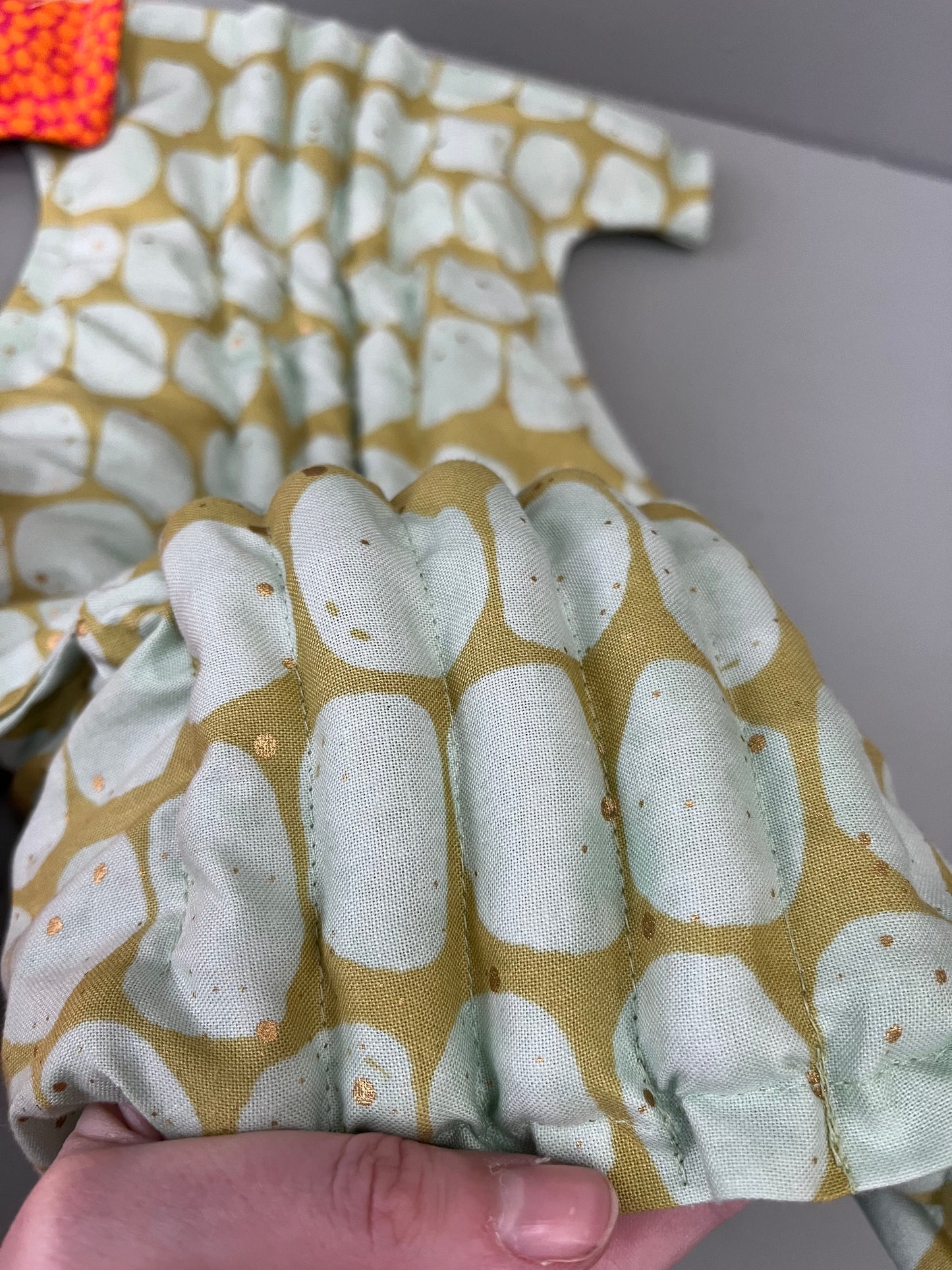 Zero: Kubotai (metallic gold-freckled cotton) — Deep Pressure Therapy | Cooling Compression Shark