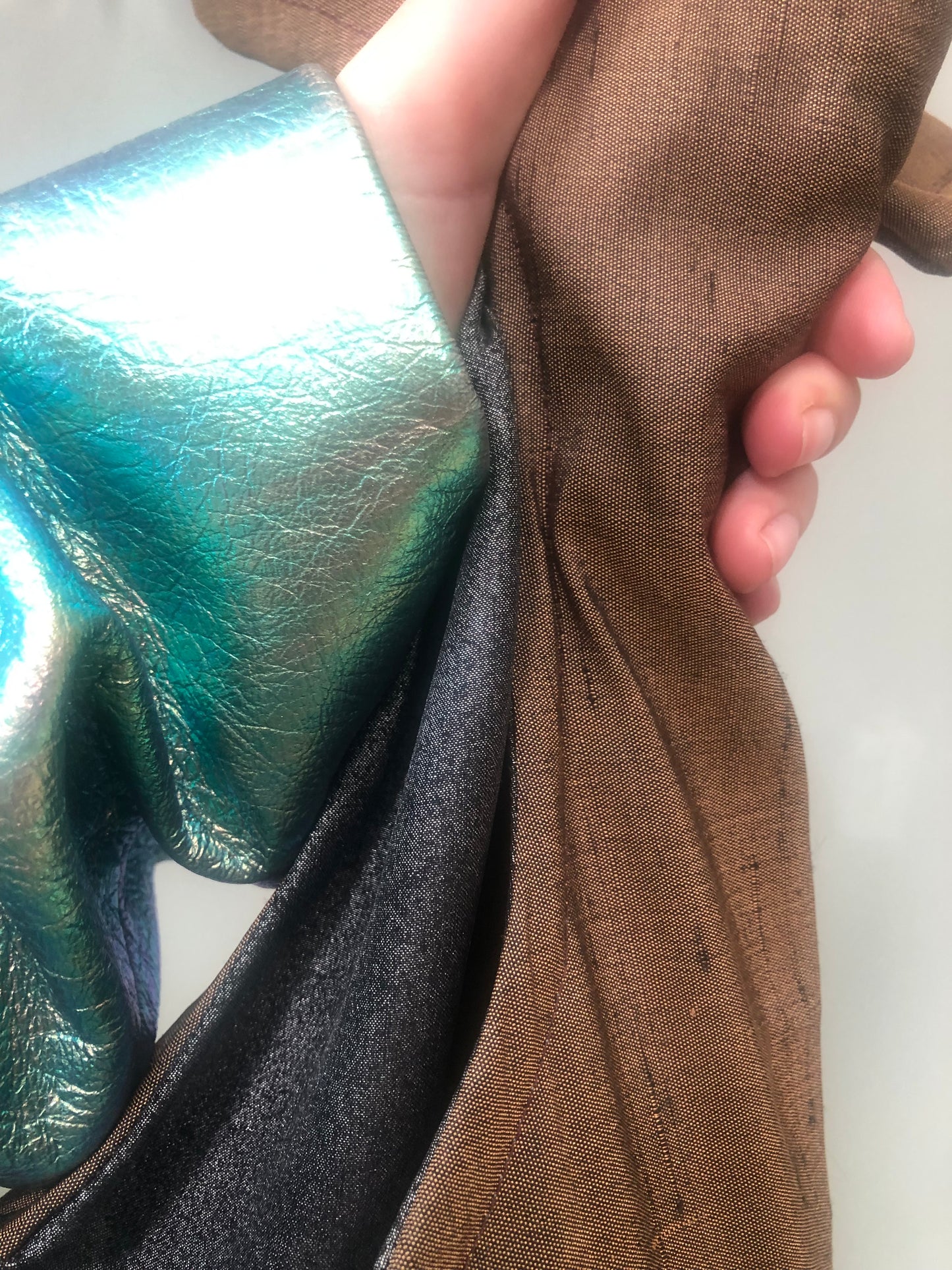 Zero: Silver pompano (dupioni silk/poly) — Deep Pressure Therapy | Cooling Compression Shark