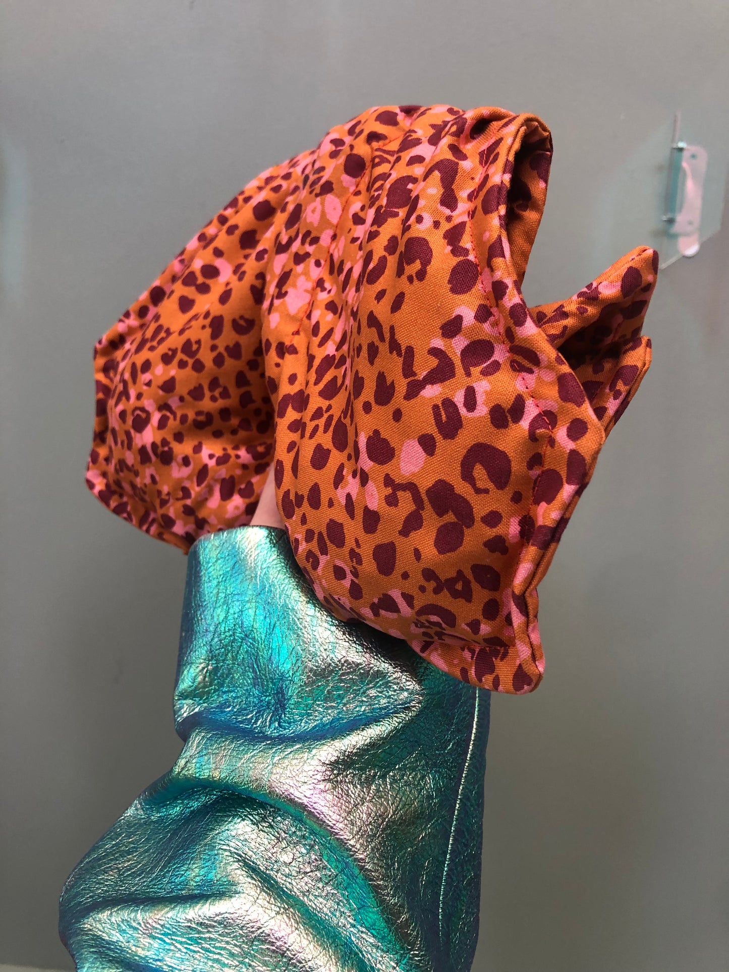 Zero left: Ocellatum (cotton) — Deep Pressure Therapy | Cooling Compression Shark