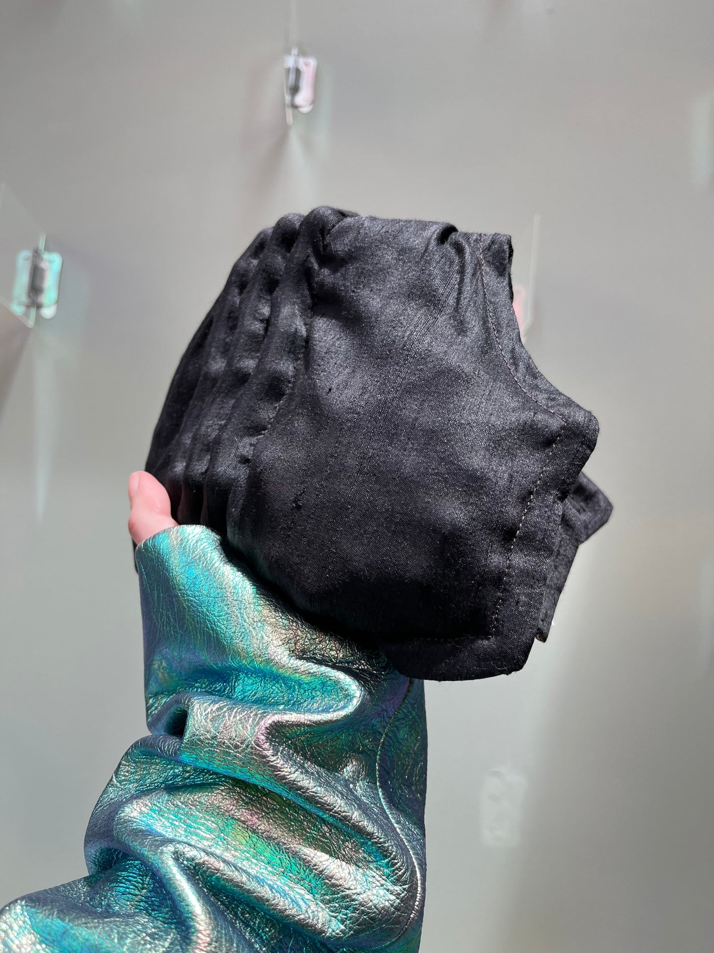 . Black molly (dupioni silk) — Deep Pressure Therapy | Cooling Compression Shark