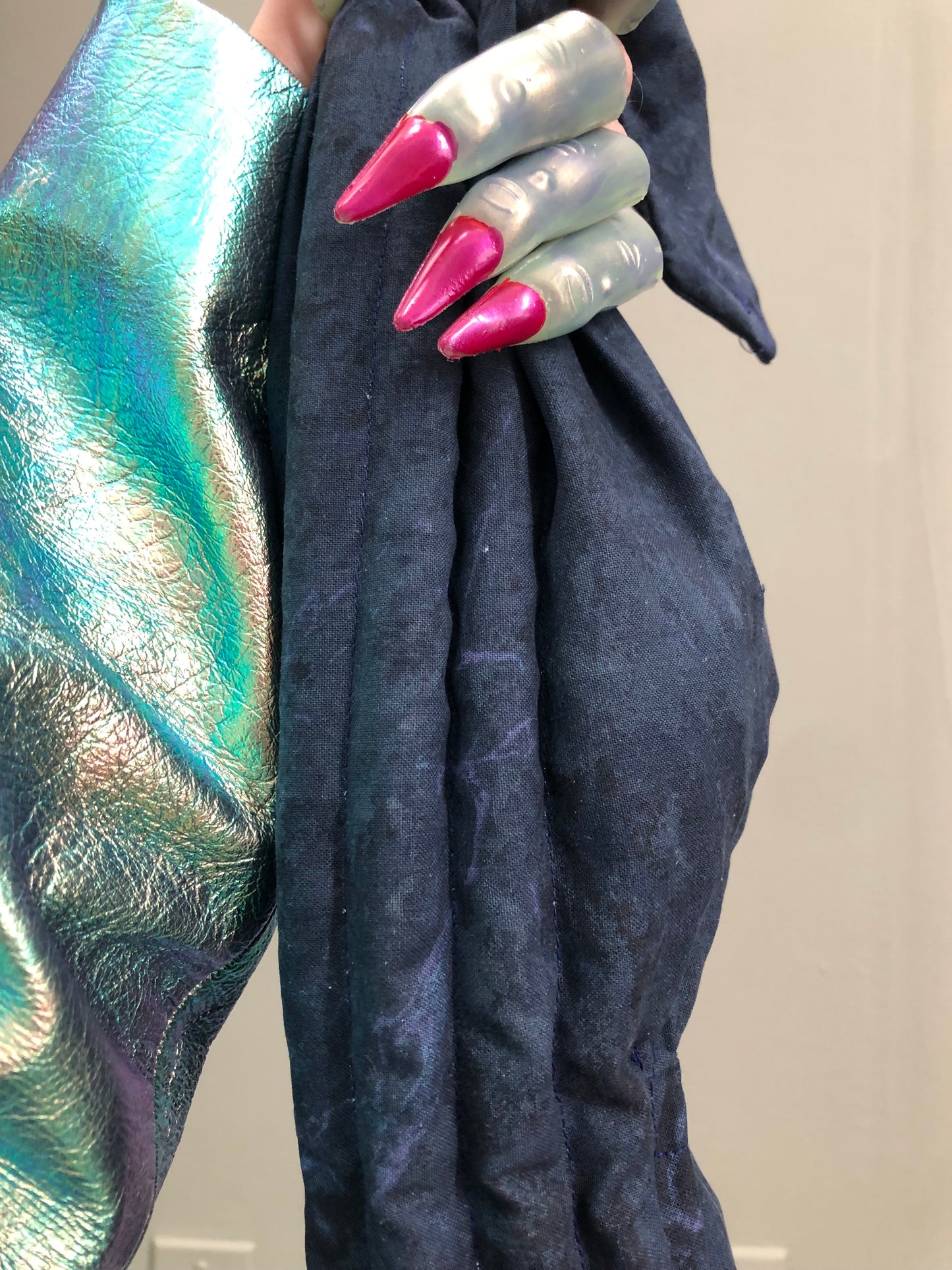 Zero left: Anglerfish cotton — Deep Pressure Therapy | Cooling Compression Shark