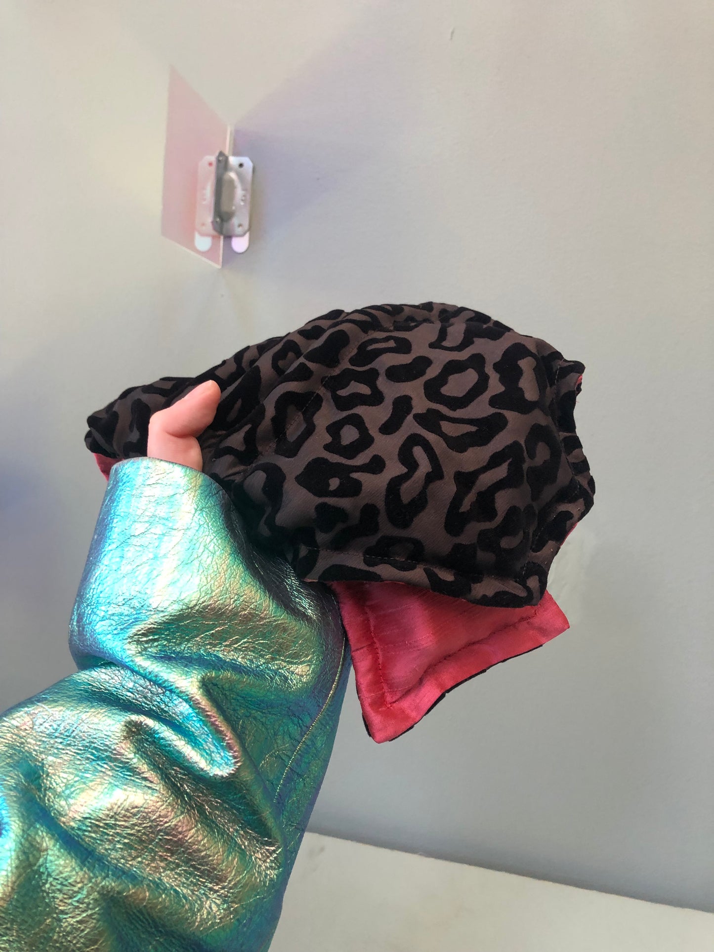Zero left: Pink-bellied catfish (dupioni/velvet) — Deep Pressure Therapy | Cooling Compression Shark