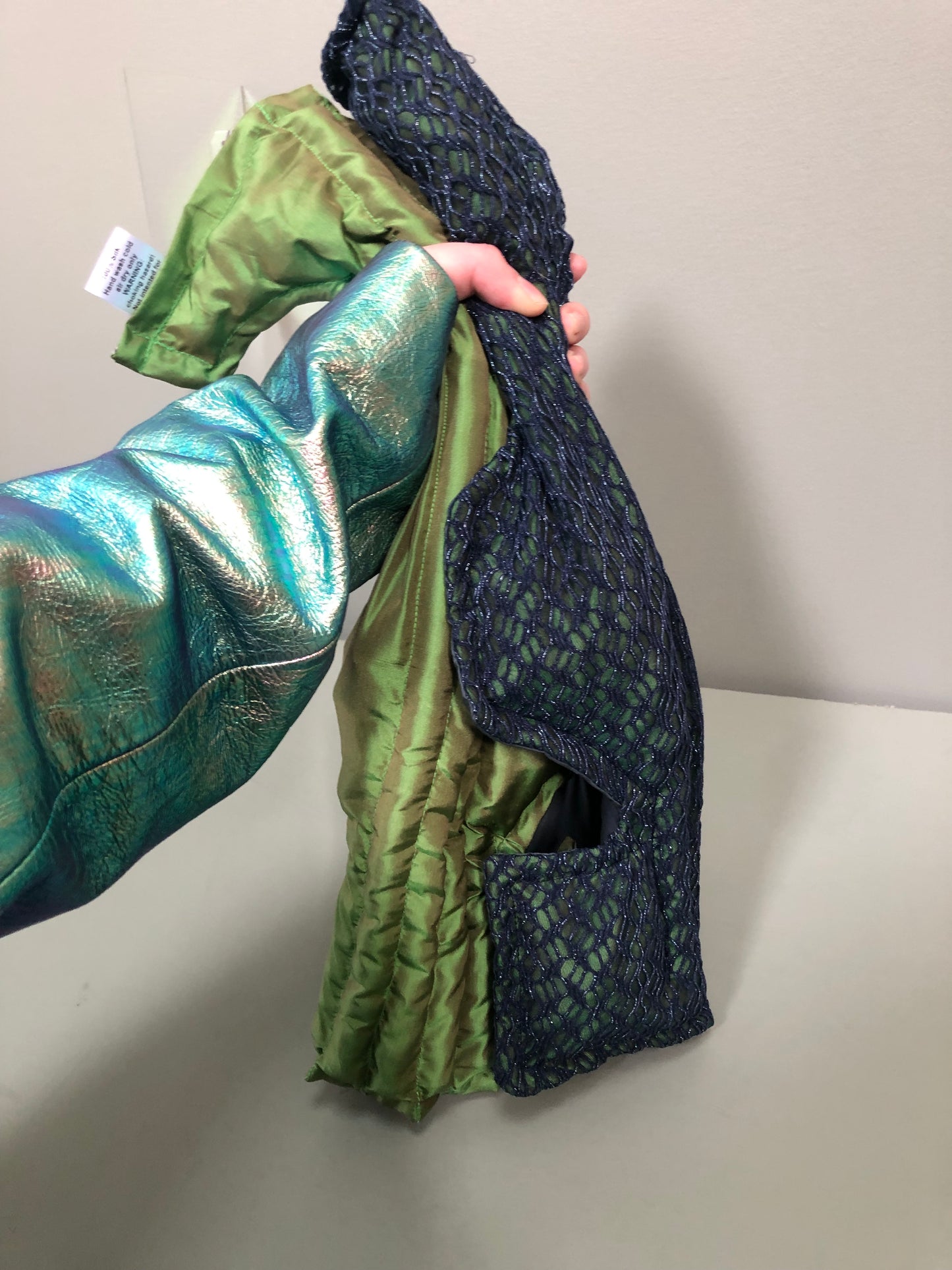Zero left: Drupella snail (sparkly silk!)— Deep Pressure Therapy | Cooling Compression Shark