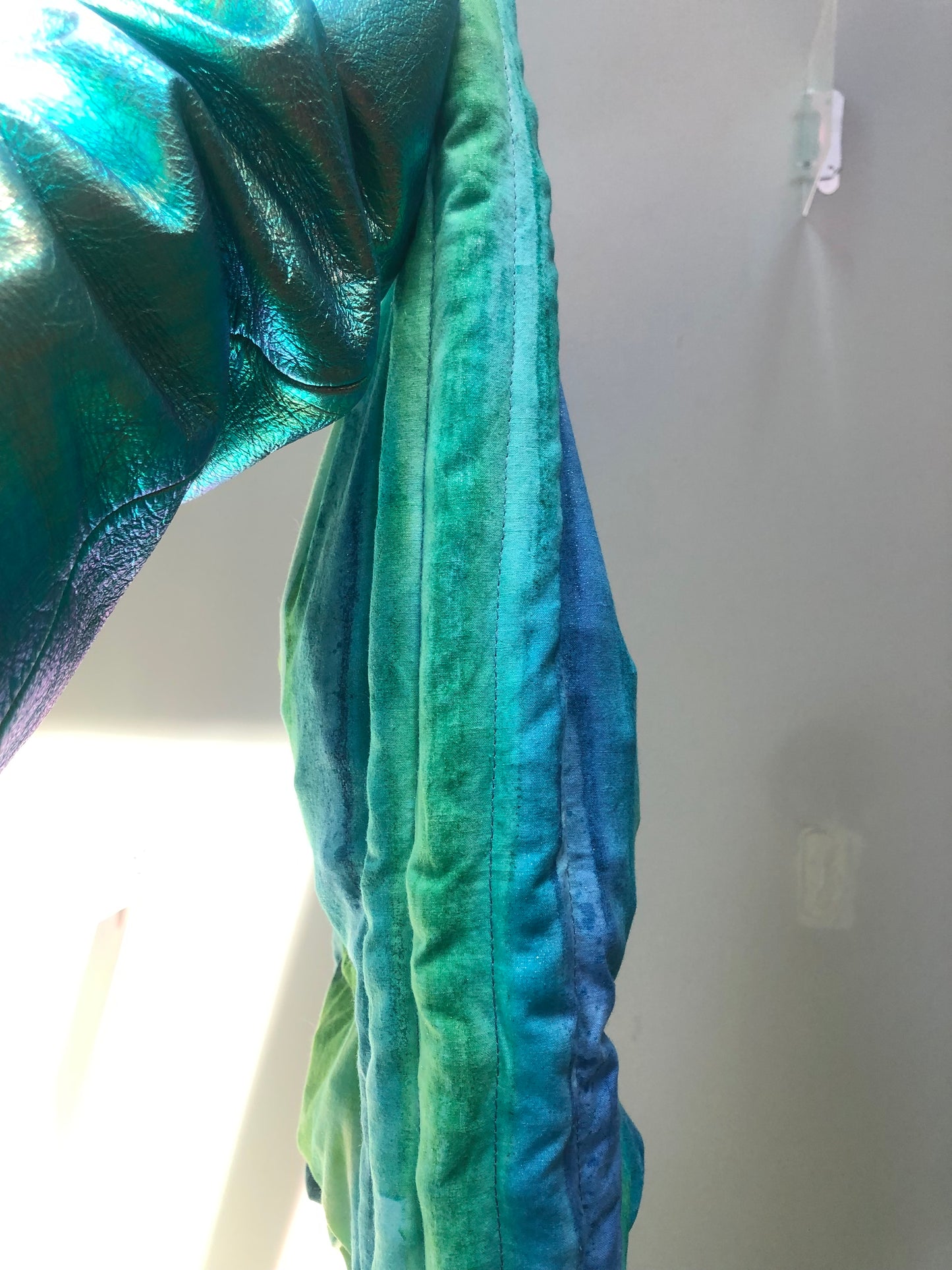 Zero: Pearlbarb (cotton) — Deep Pressure Therapy | Cooling Compression Shark