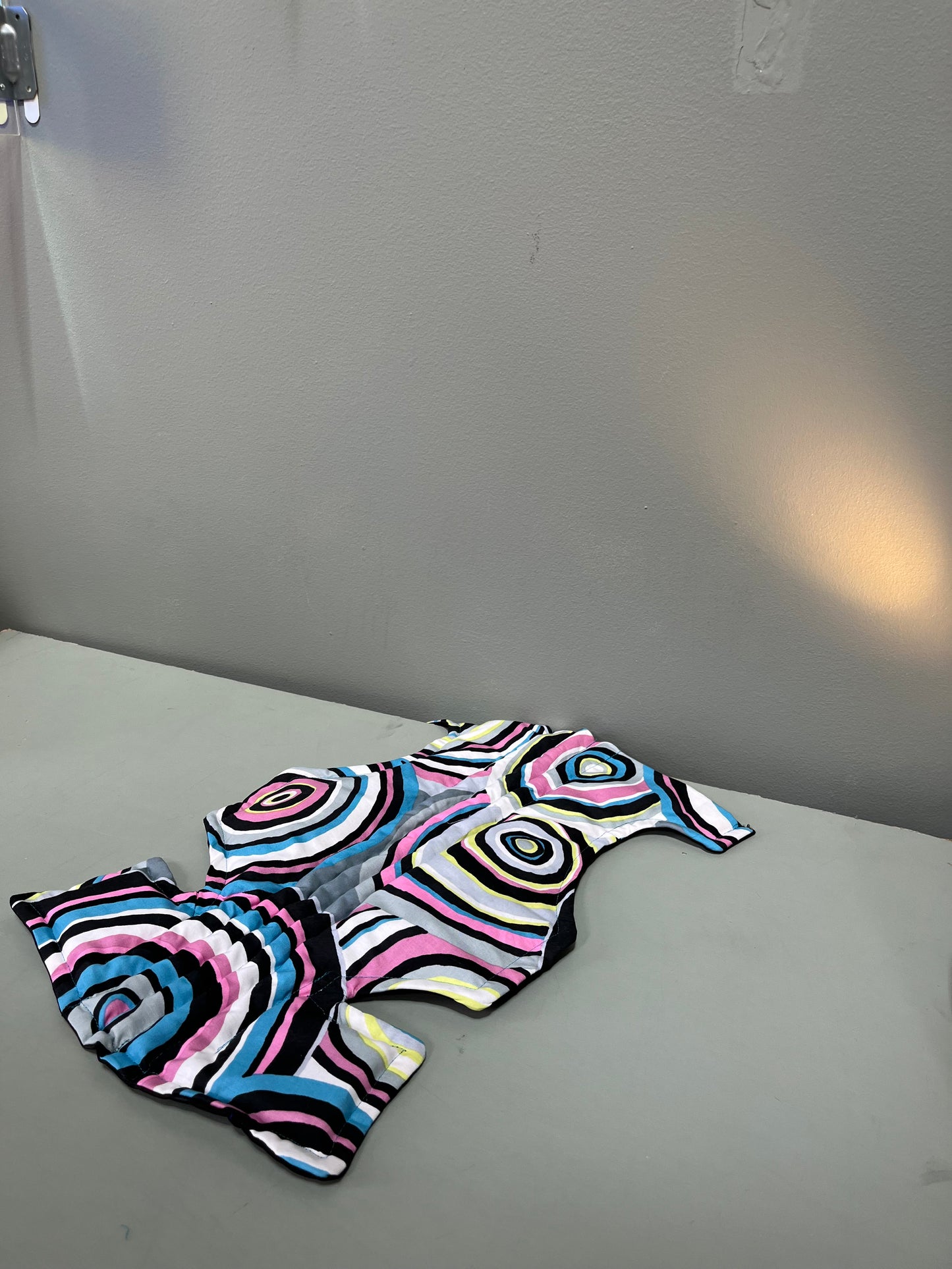 Zero left: Tentacle-belly (cotton/poly) — Deep Pressure Therapy | Cooling Compression Shark