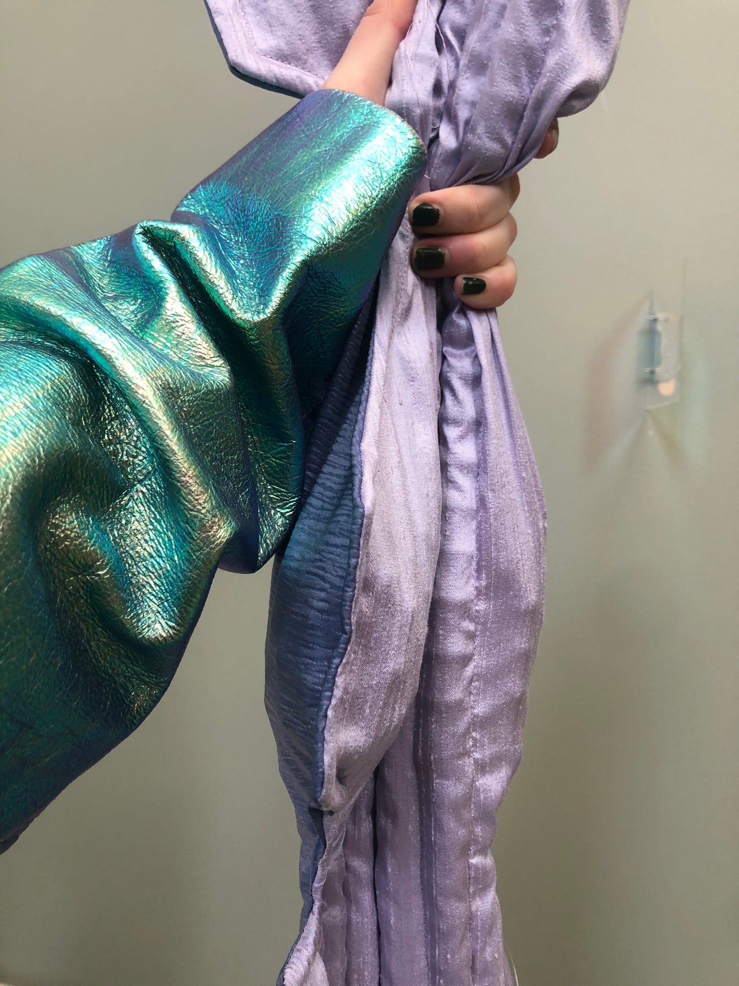 Zero left: Purple-bellied Ray (dupioni silk/blend) — Deep Pressure Therapy | Cooling Compression Shark