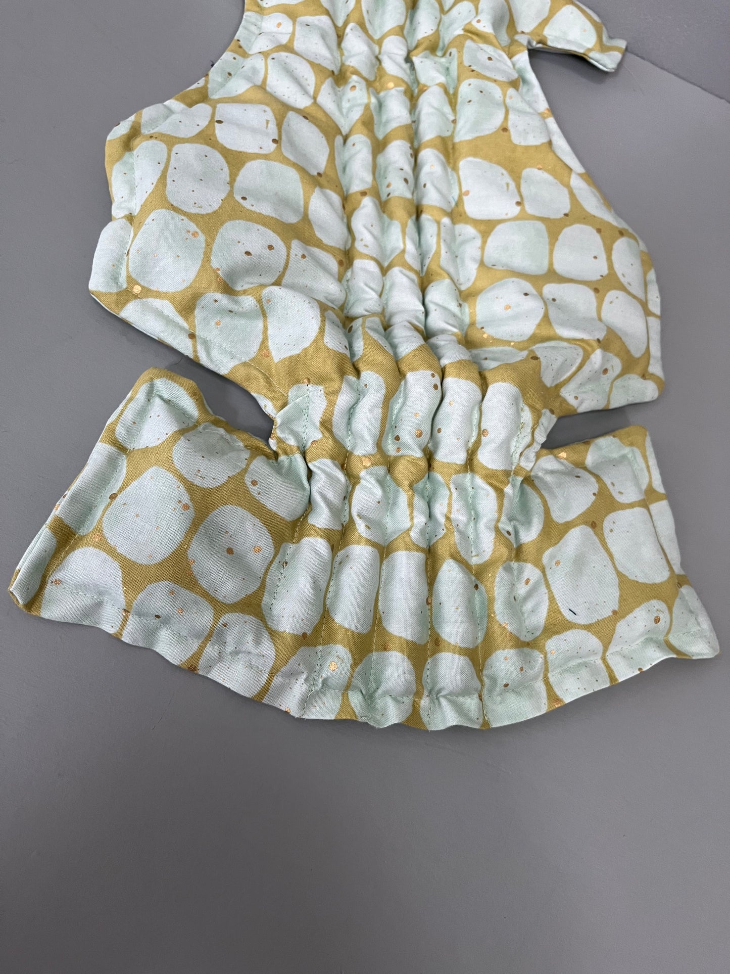 Zero: Kubotai (metallic gold-freckled cotton) — Deep Pressure Therapy | Cooling Compression Shark