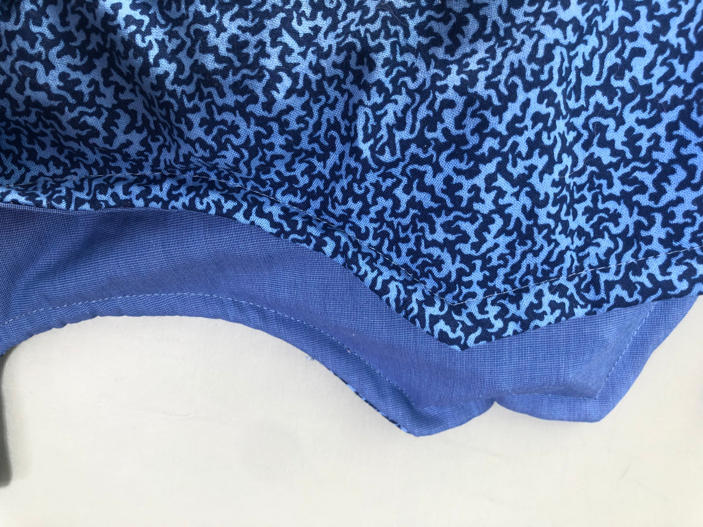 Zero left: Blanquillo (cotton) — Deep Pressure Therapy | Cooling Compression Shark