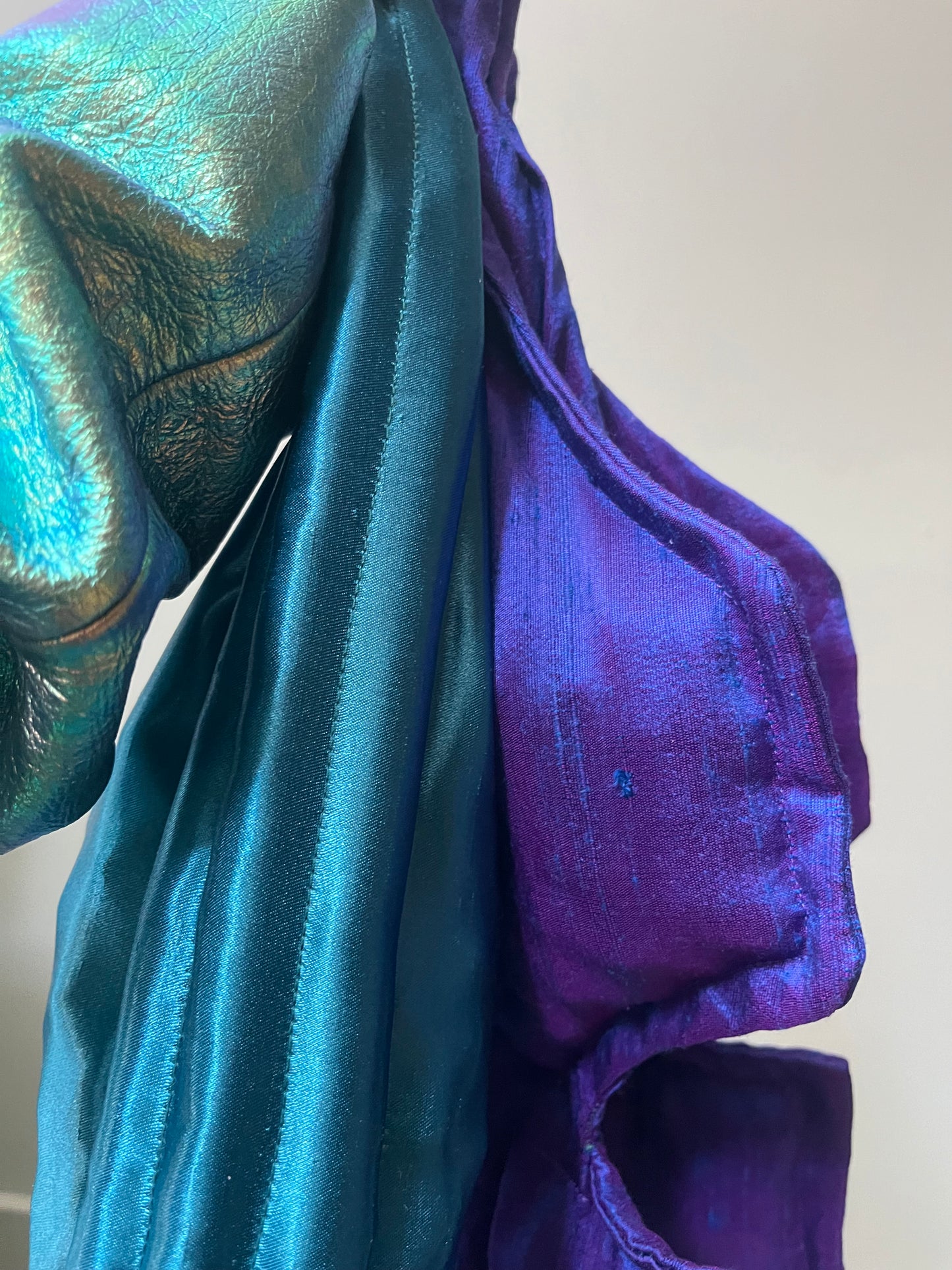 . Back! Sirindhorn (dupioni silk) — Deep Pressure Therapy | Cooling Compression Shark