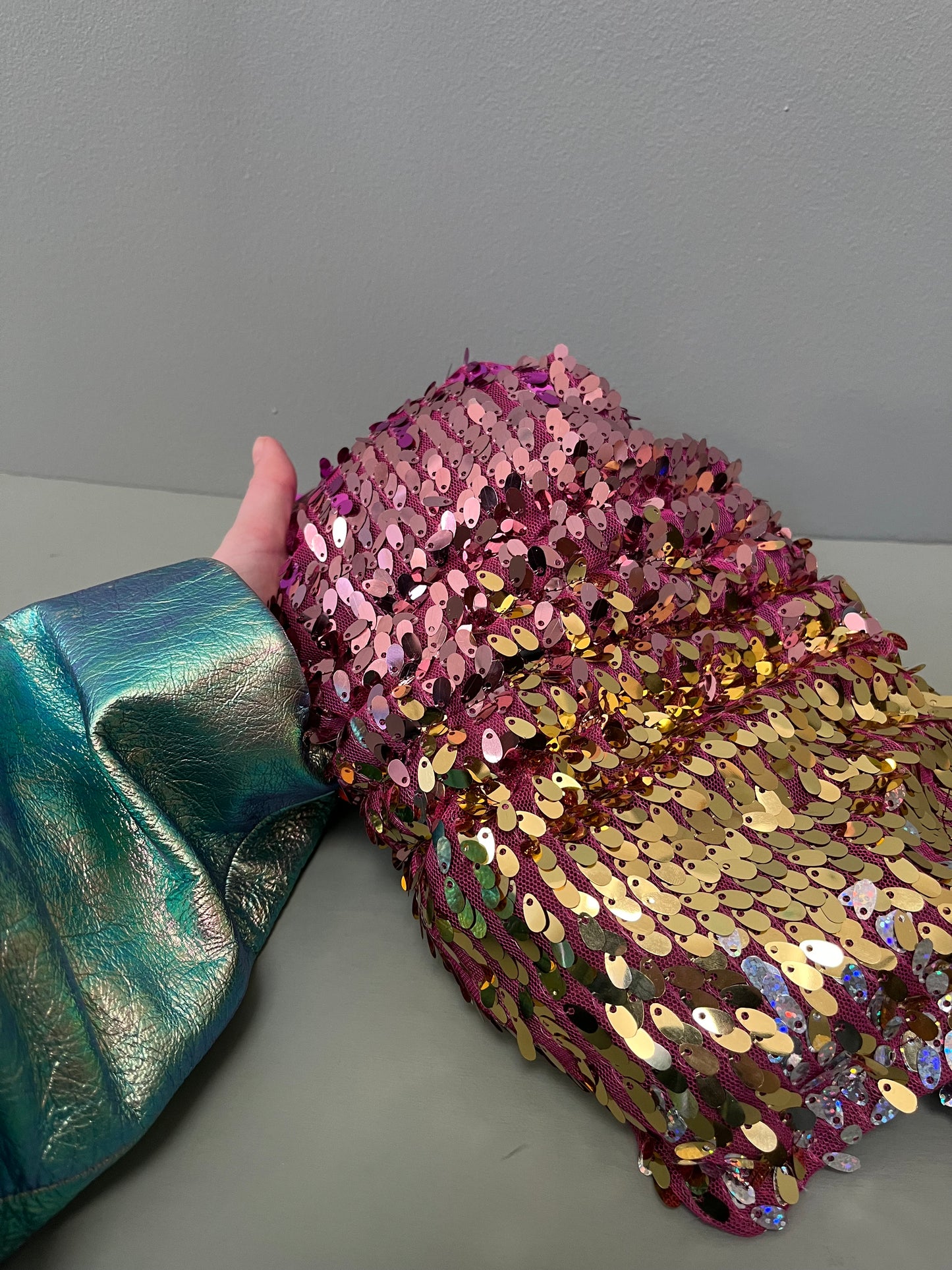 Zero left: Gold barb (silk-bellied) — Deep Pressure Therapy | Cooling Compression Shark