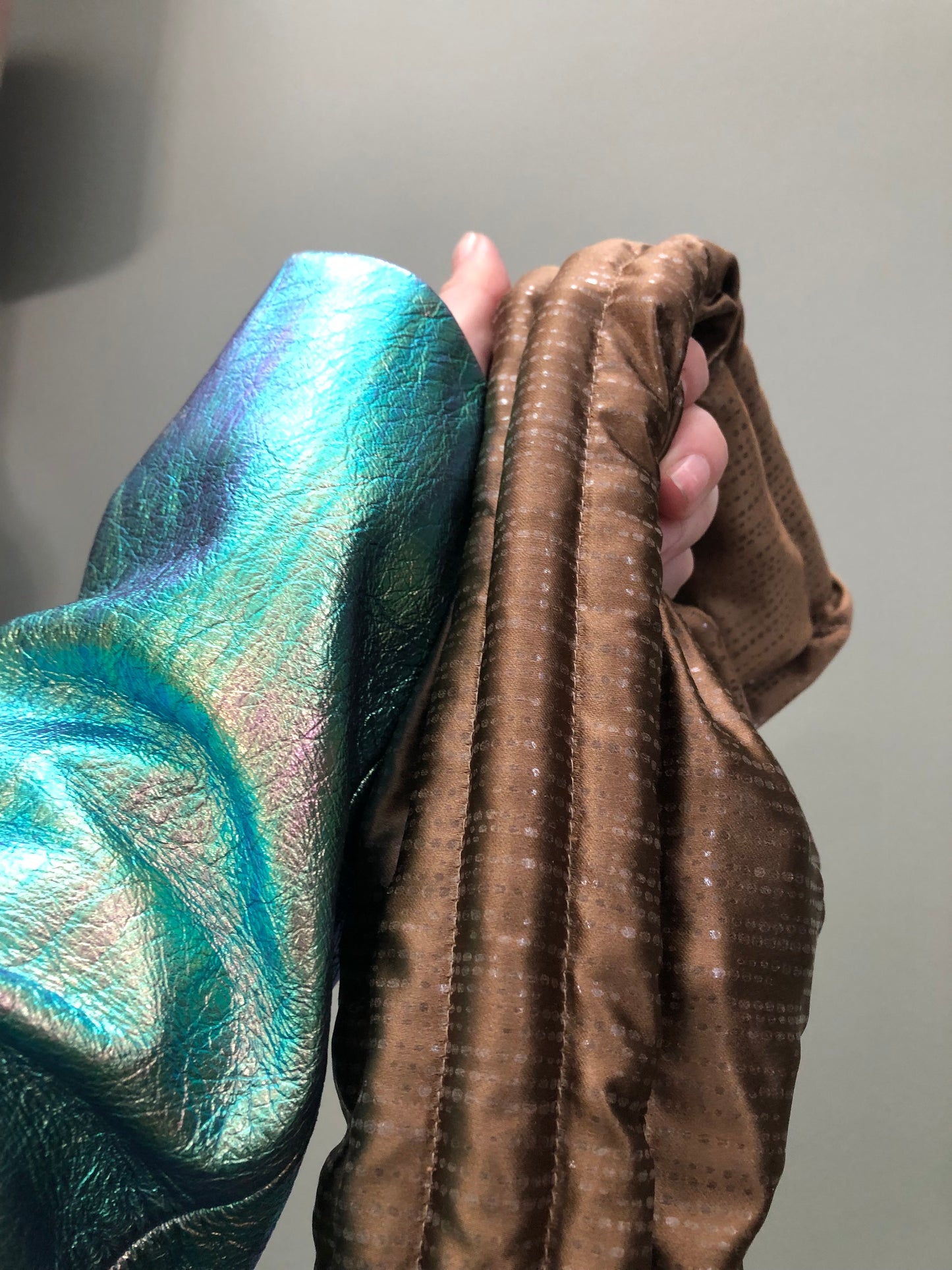 Zero left: Scorpionfish (metallic silk/blend) — Deep Pressure Therapy | Cooling Compression Shark