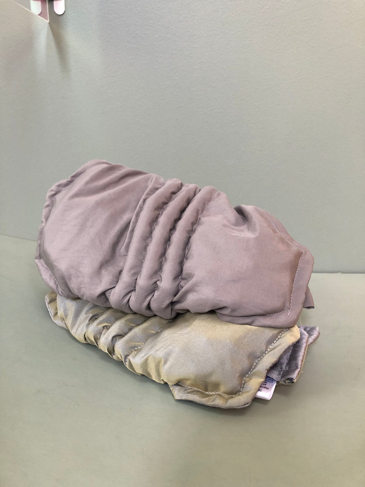 Zero: Mussels (Crinkle Silk) — Deep Pressure Therapy | Cooling Compression Shark