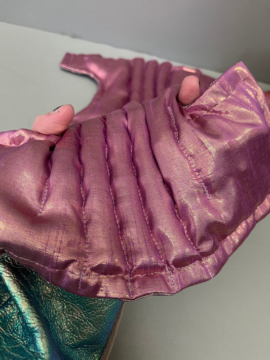 Zero left: Snow crab (silk/taffeta)— Deep Pressure Therapy | Cooling Compression Shark