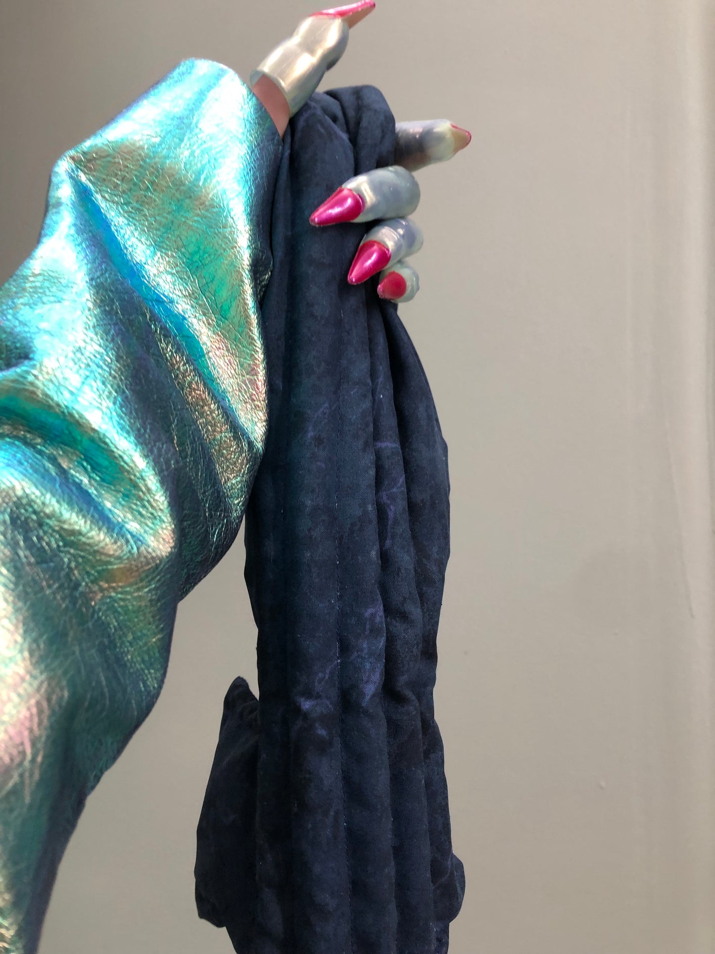 Zero left: Anglerfish cotton — Deep Pressure Therapy | Cooling Compression Shark