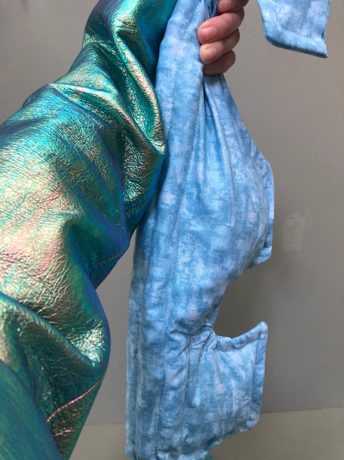 Zero left: Moonsnail (cotton) — Deep Pressure Therapy | Cooling Compression Shark