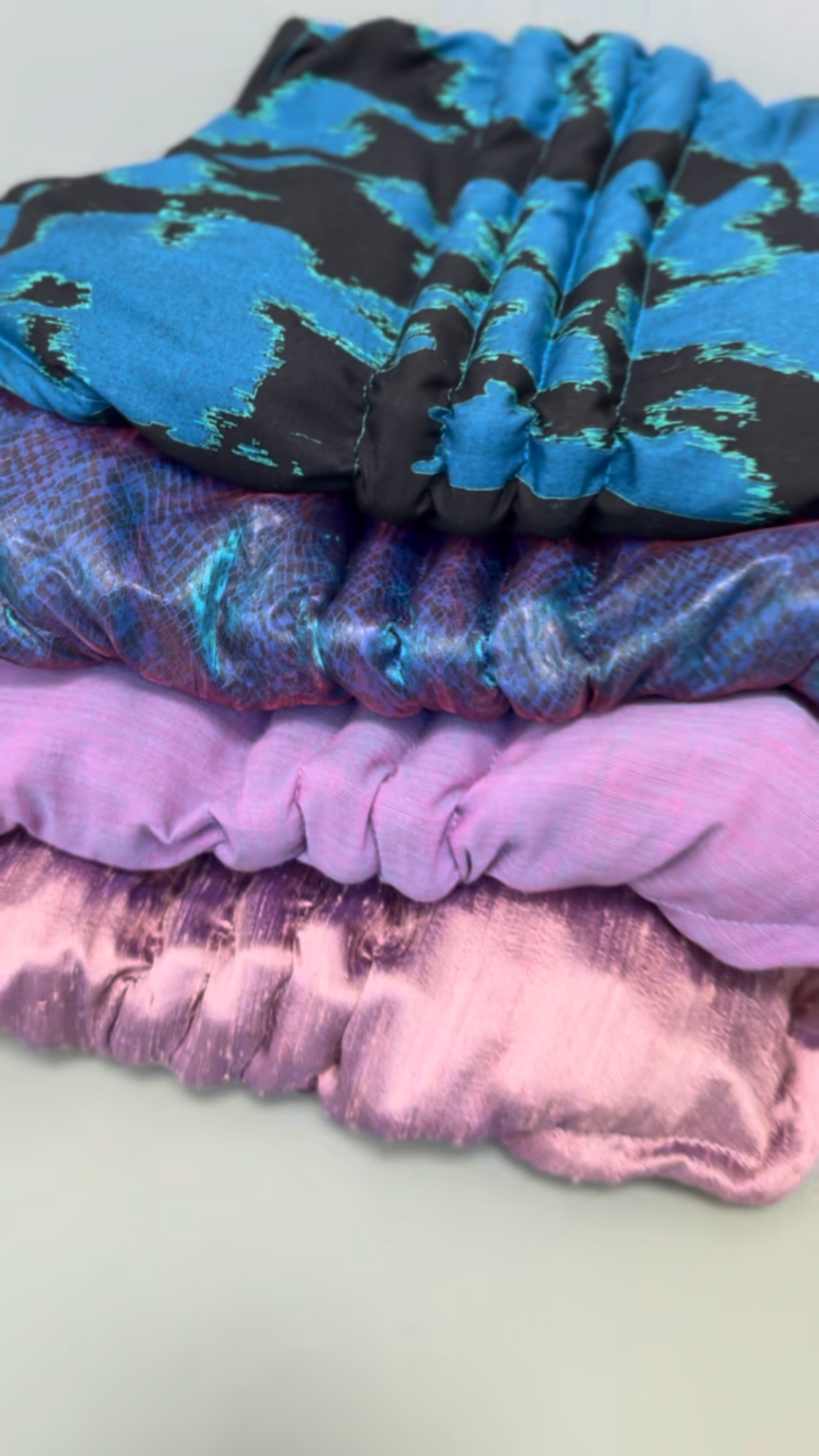 Zero left: Dark cuttlefish (cotton) — Deep Pressure Therapy | Cooling Compression Shark