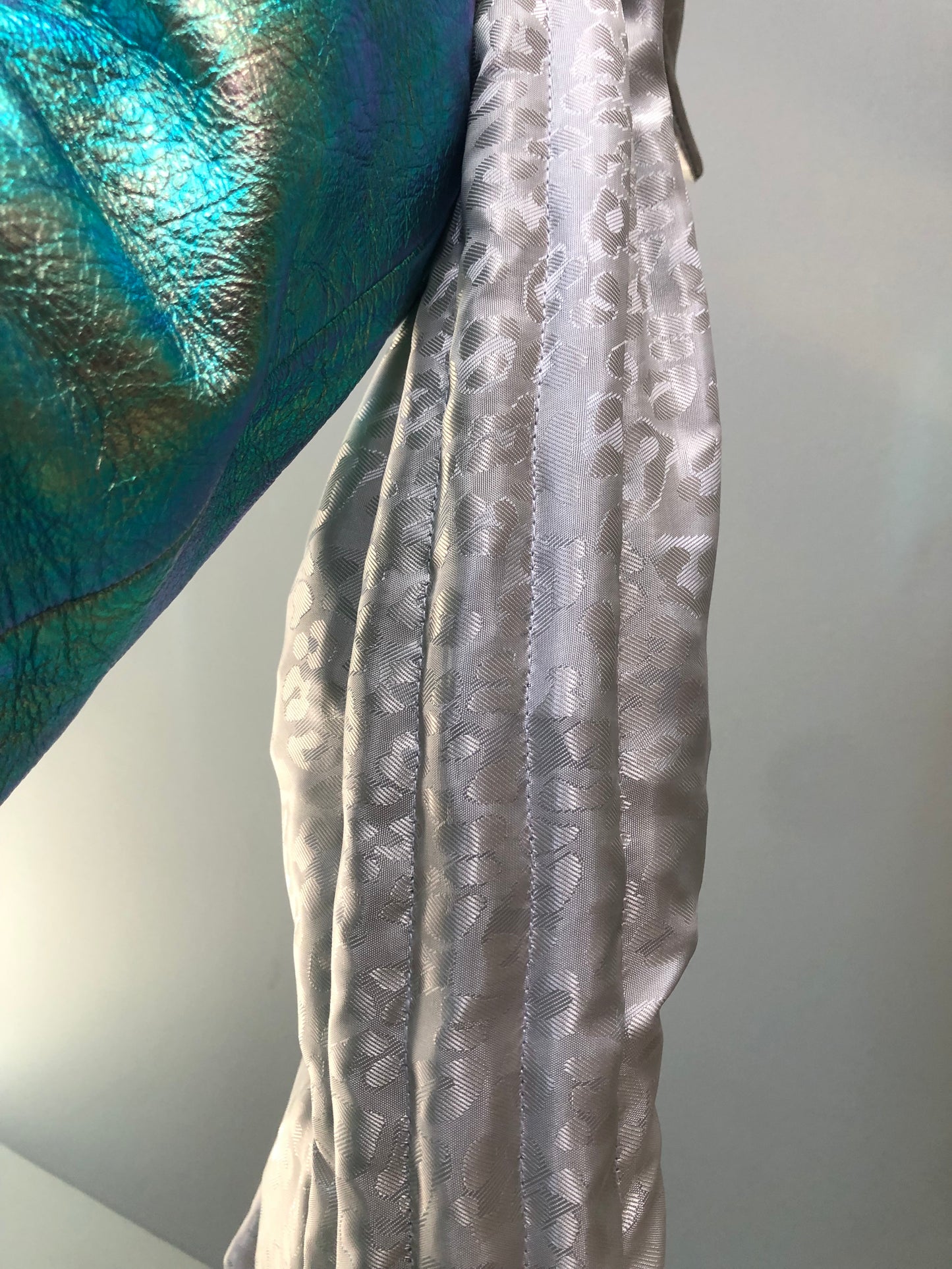 Zero left: Catfish (silk/poly) — Deep Pressure Therapy | Cooling Compression Sharkt