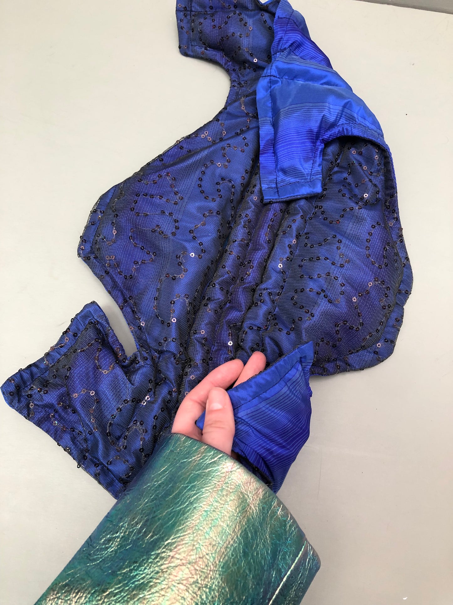 Zero: Poisonous Jellyfish — Deep Pressure Therapy | Cooling Compression Shark