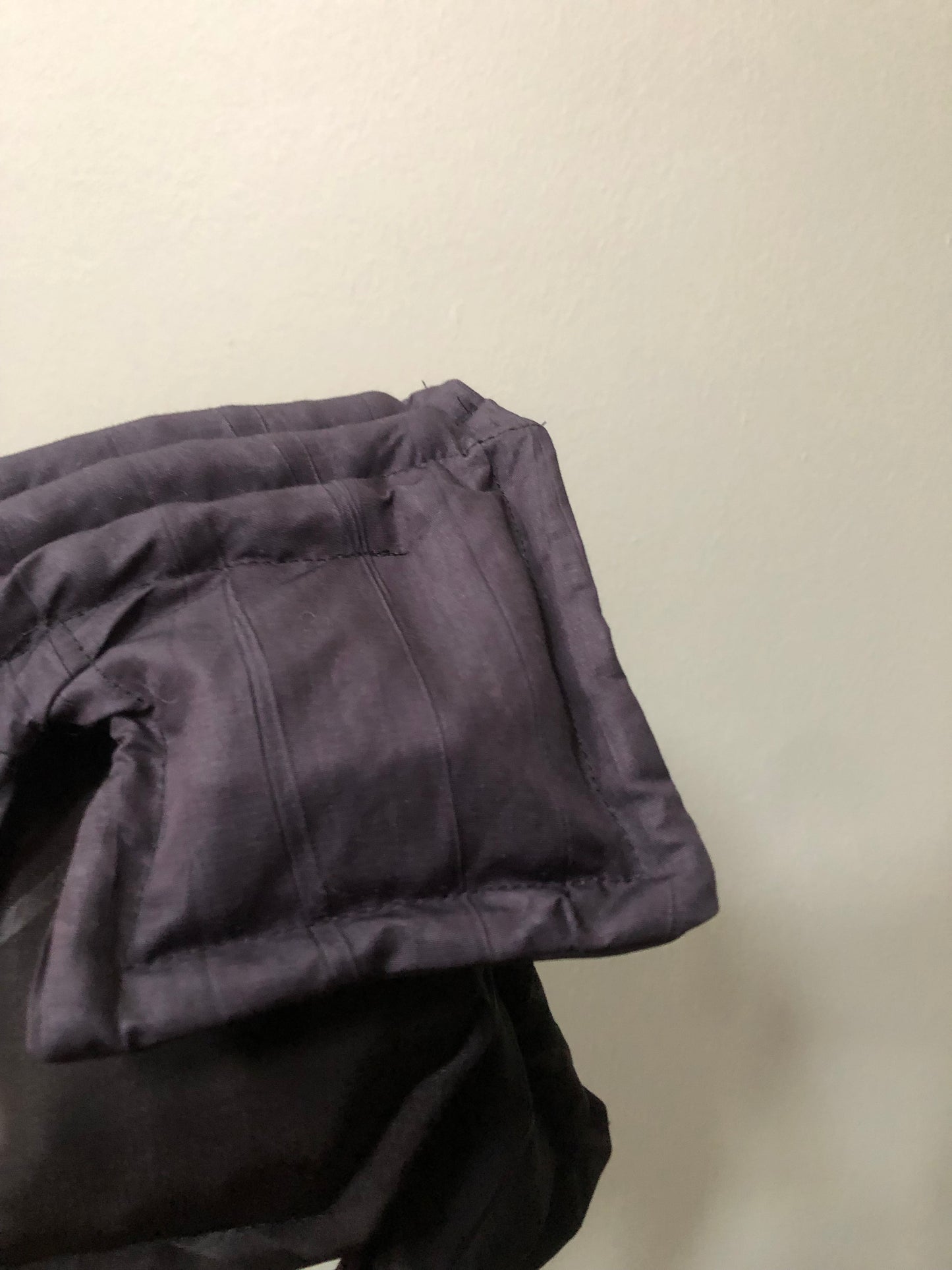 Zero left: Black belly (silk belly, blended top)— Deep Pressure Therapy | Cooling Compression Shark