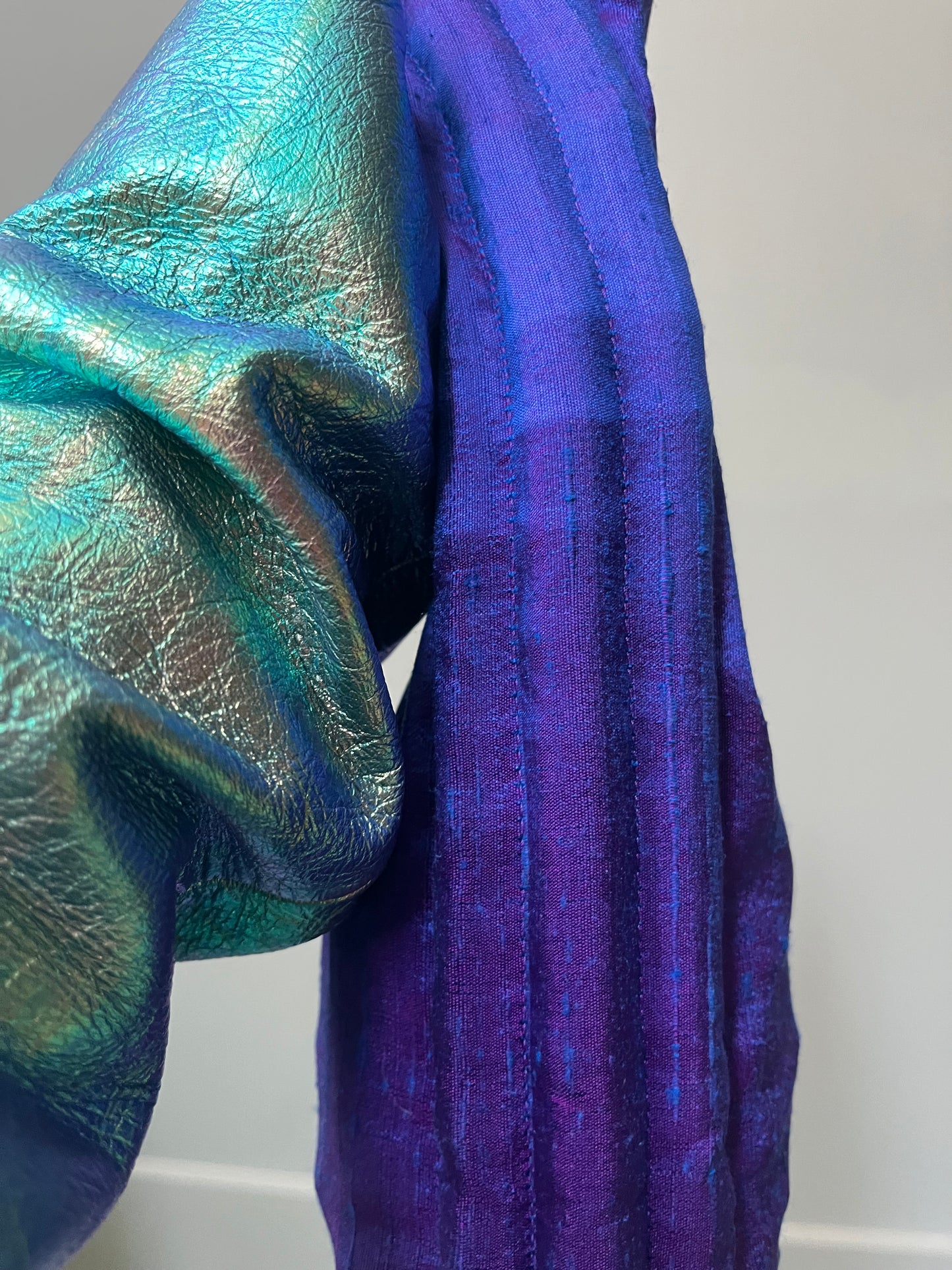 . Back! Sirindhorn (dupioni silk) — Deep Pressure Therapy | Cooling Compression Shark