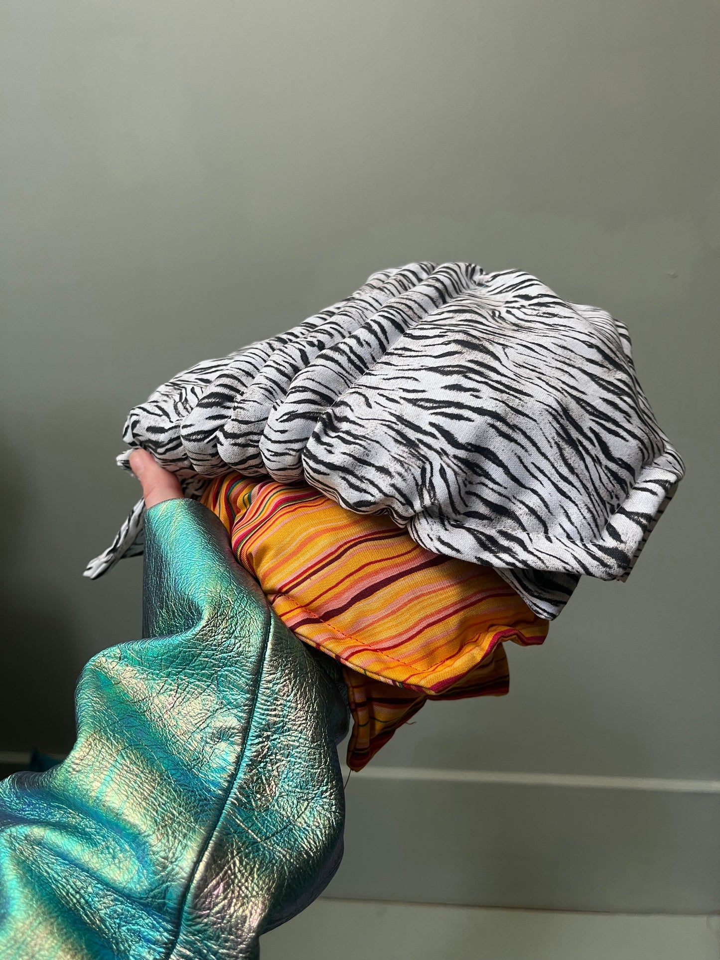 Zero left: Halloween! Betta-juice, betta-juice, betta-juice! (Halloween cotton) — Deep Pressure Therapy | Cooling Compression Shark