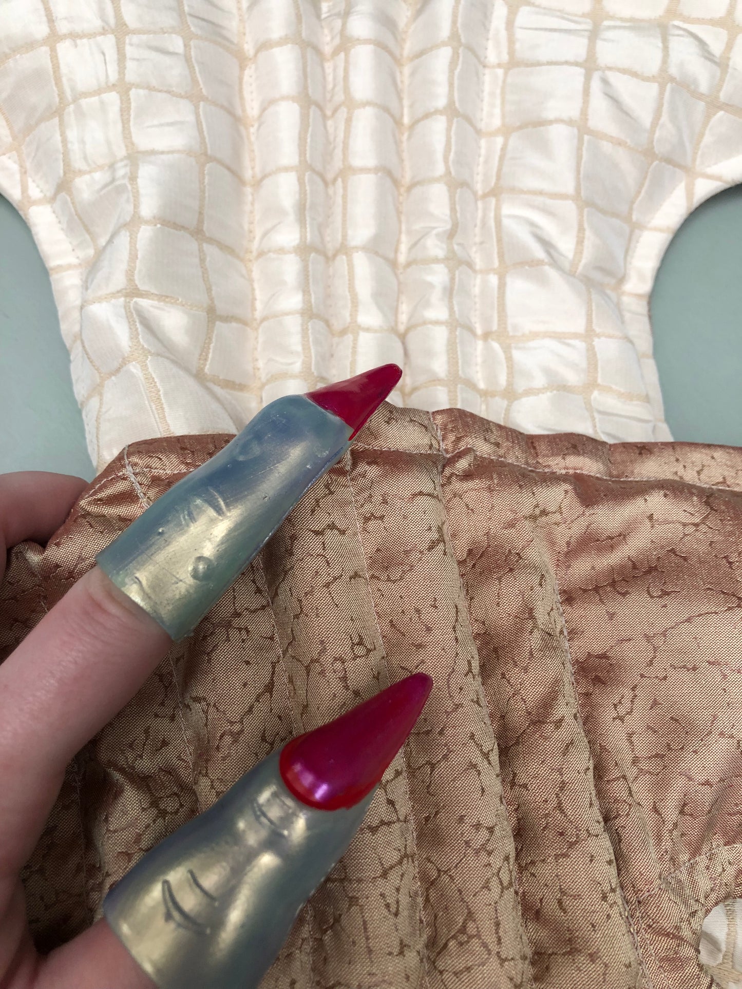 Zero left: Alligator skin (textured silk) — Deep Pressure Therapy | Cooling Compression Sharkl