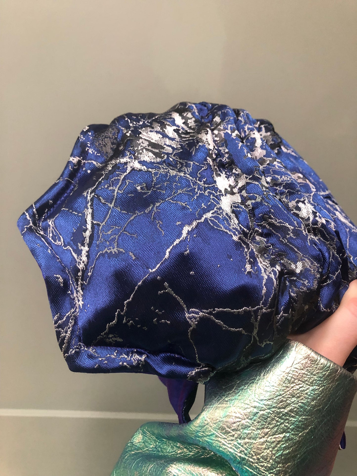 . Pearlscale (dupioni silk) — Deep Pressure Therapy | Cooling Compression Shark