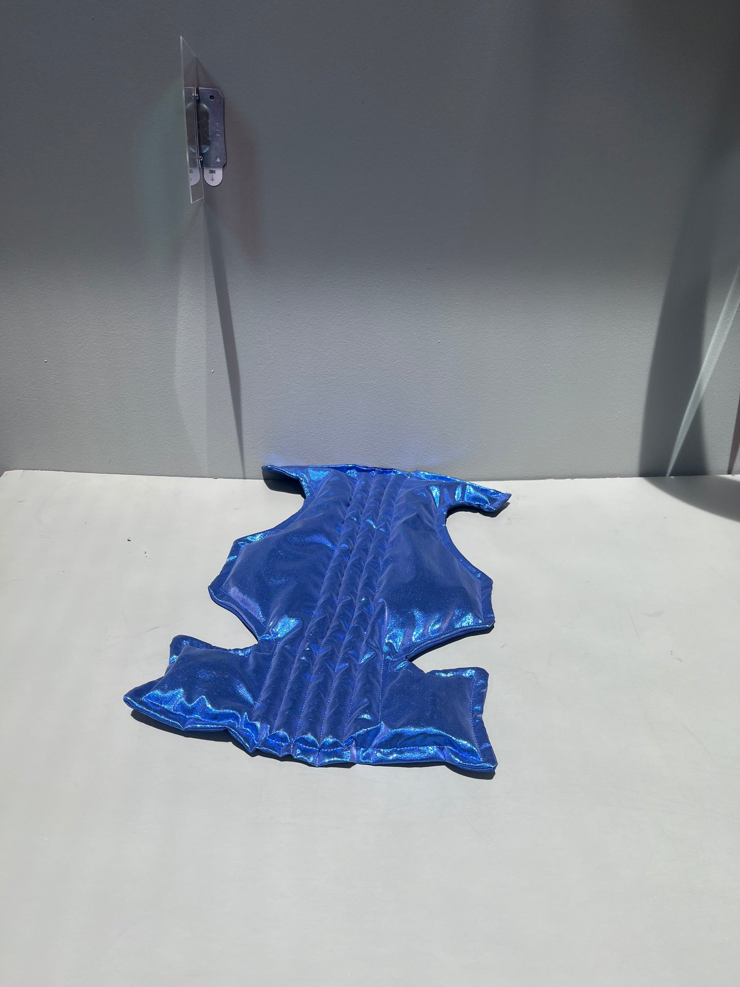 Zero left: Kutubufish (organza poly) — Deep Pressure Therapy | Cooling Compression Shark