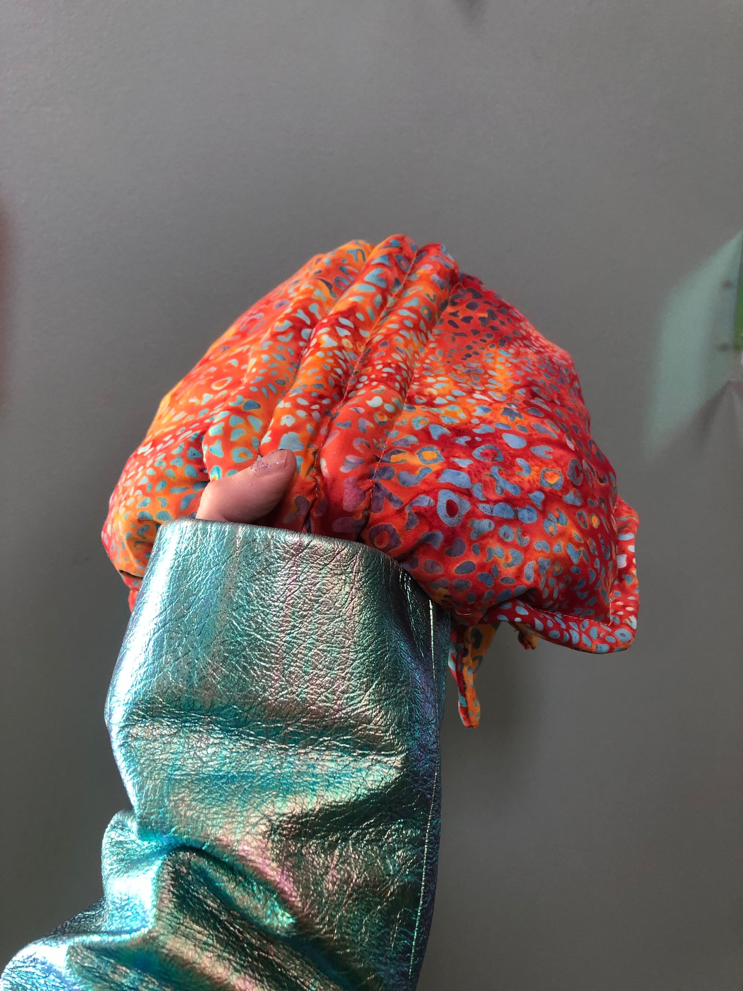 Zero left: Cuttlefish (cotton) — Deep Pressure Therapy | Cooling Compression Shark