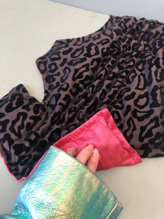 Zero left: Pink-bellied catfish (dupioni/velvet) — Deep Pressure Therapy | Cooling Compression Shark