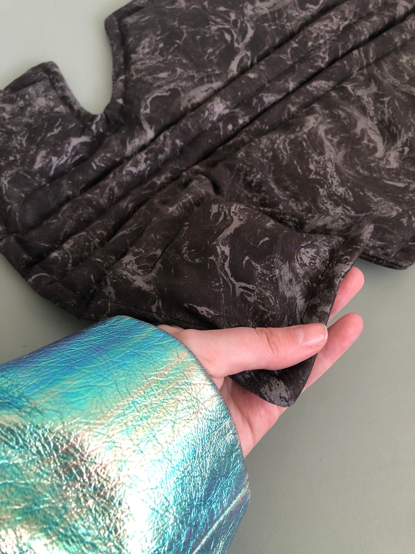 . Black lotus (cotton) — Deep Pressure Therapy | Cooling Compression Shark