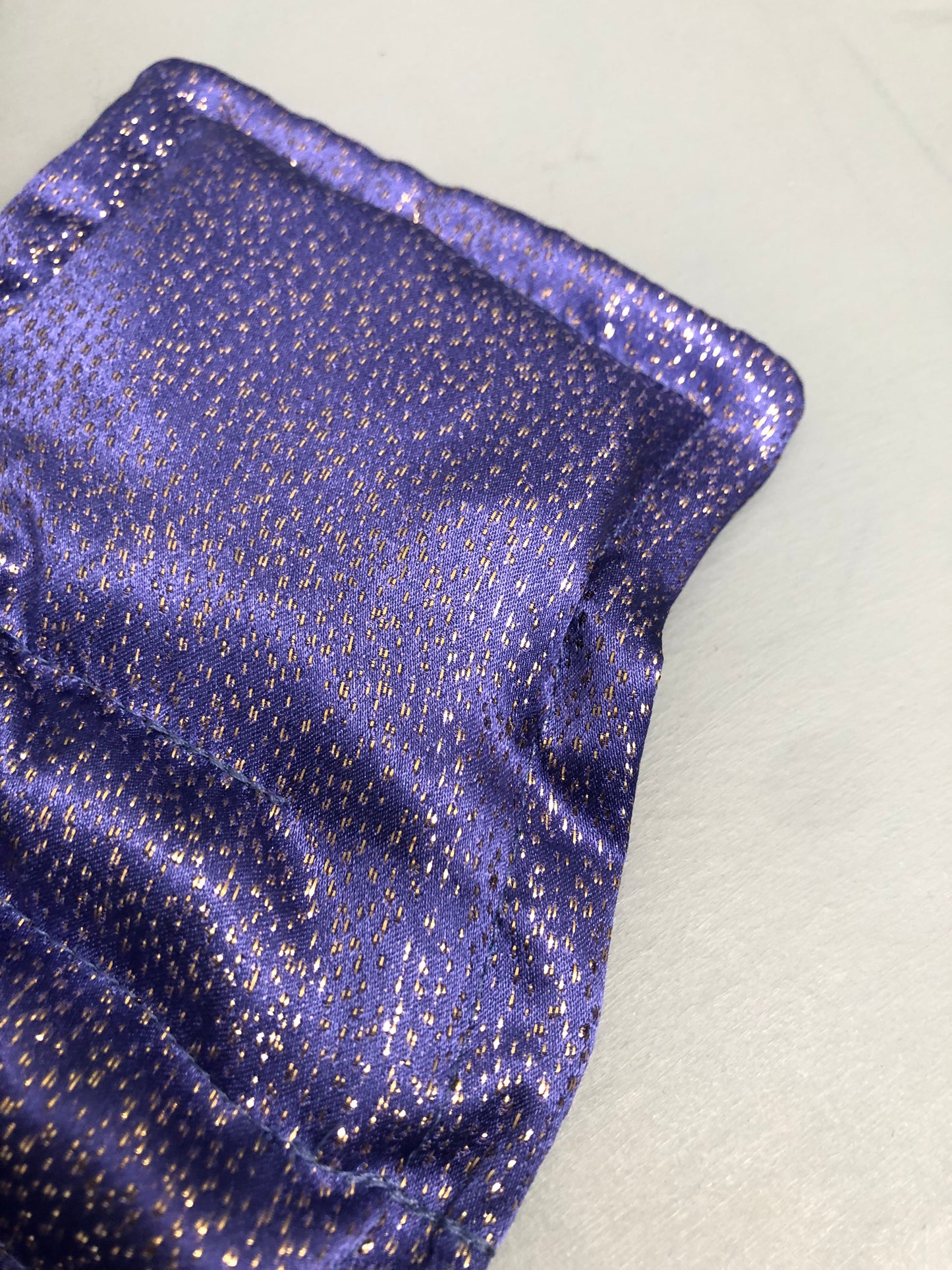 Zero left: Helfrichi firefish (metallic silk) — Deep Pressure Therapy | Cooling Compression Shark