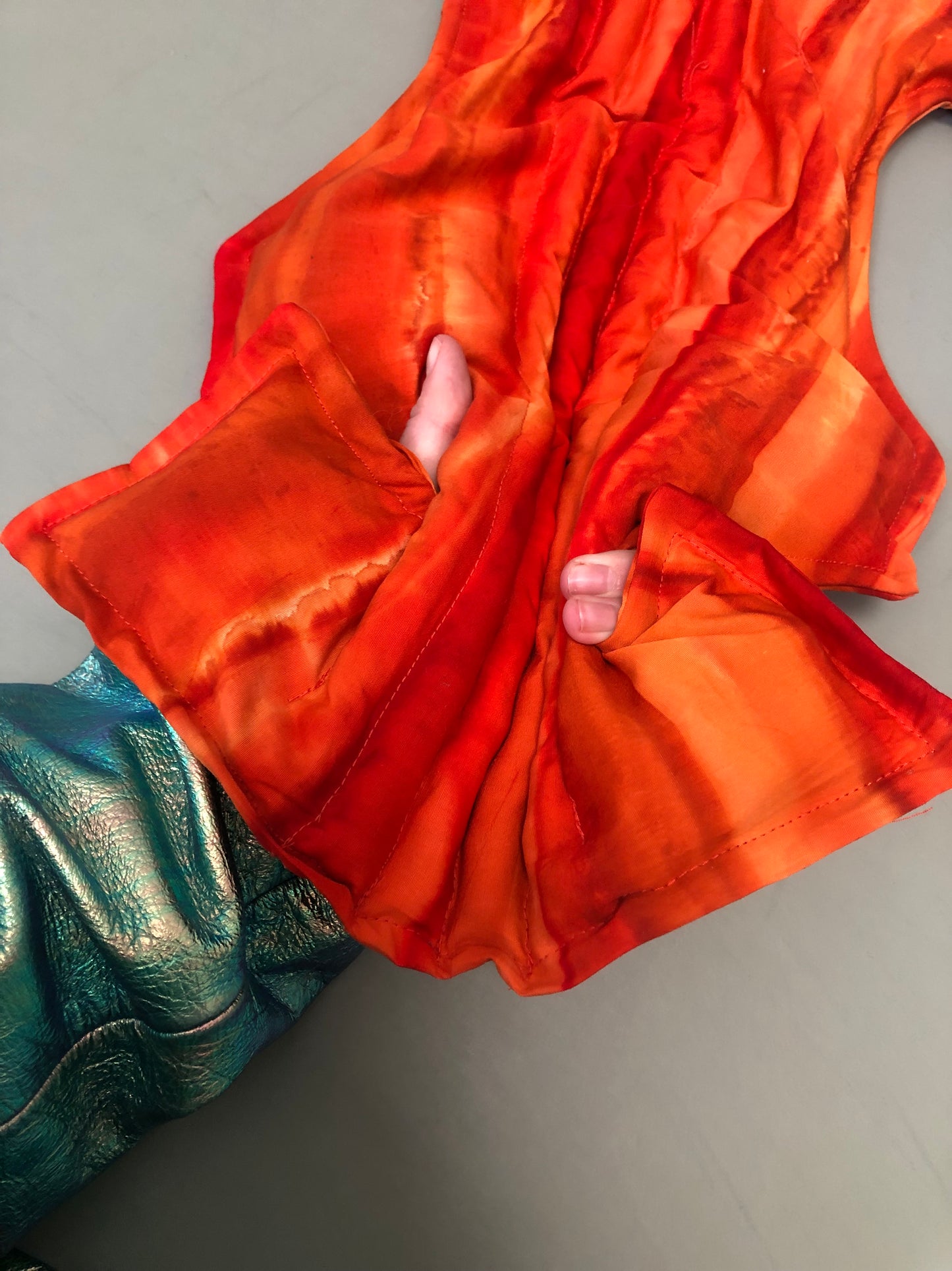 Zero left: Tigerbarb (cotton) — Deep Pressure Therapy | Cooling Compression Shark