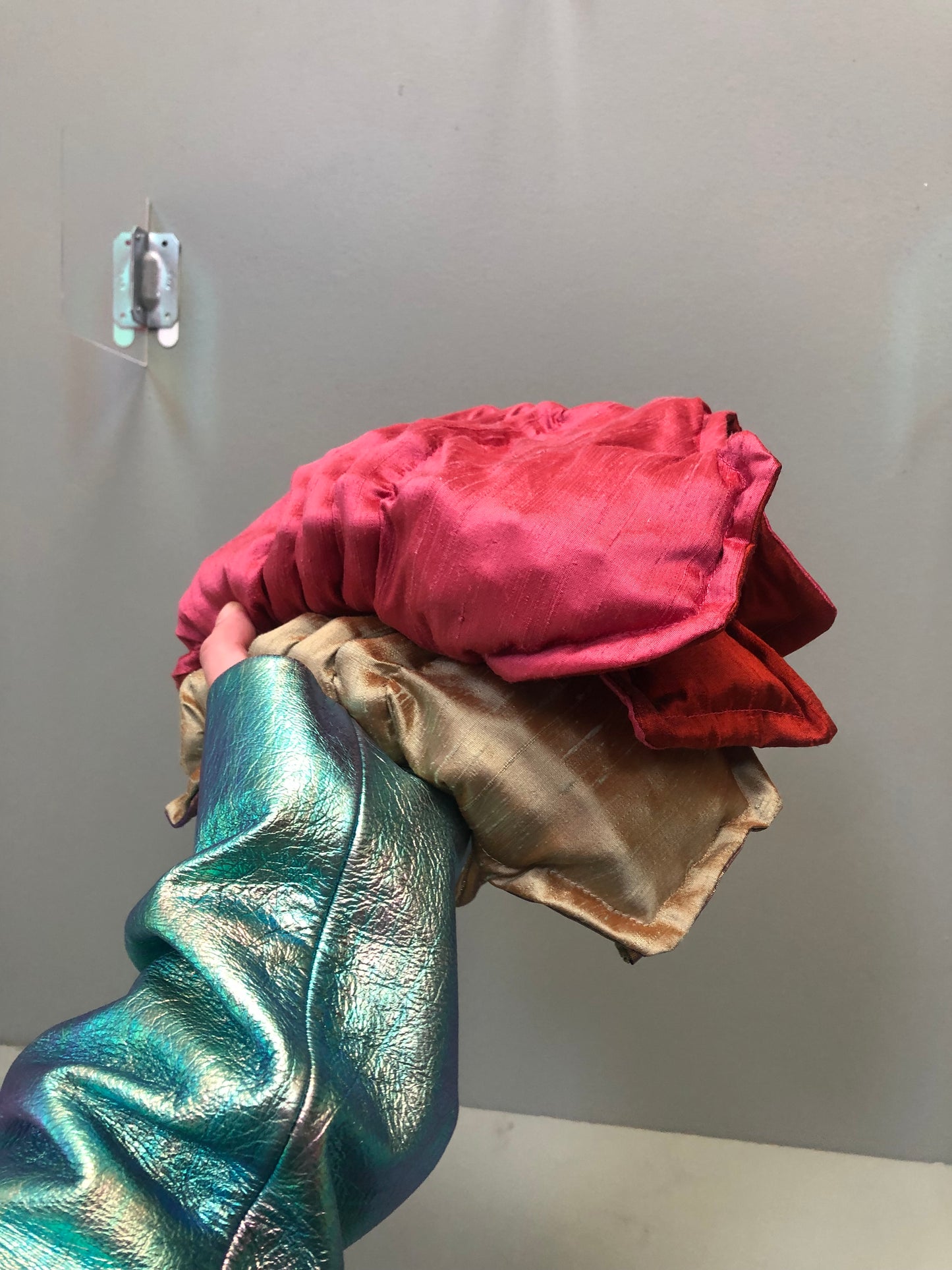 Zero left: Red-bellied parrotfish (dupioni silk) — Deep Pressure Therapy | Cooling Compression Shark