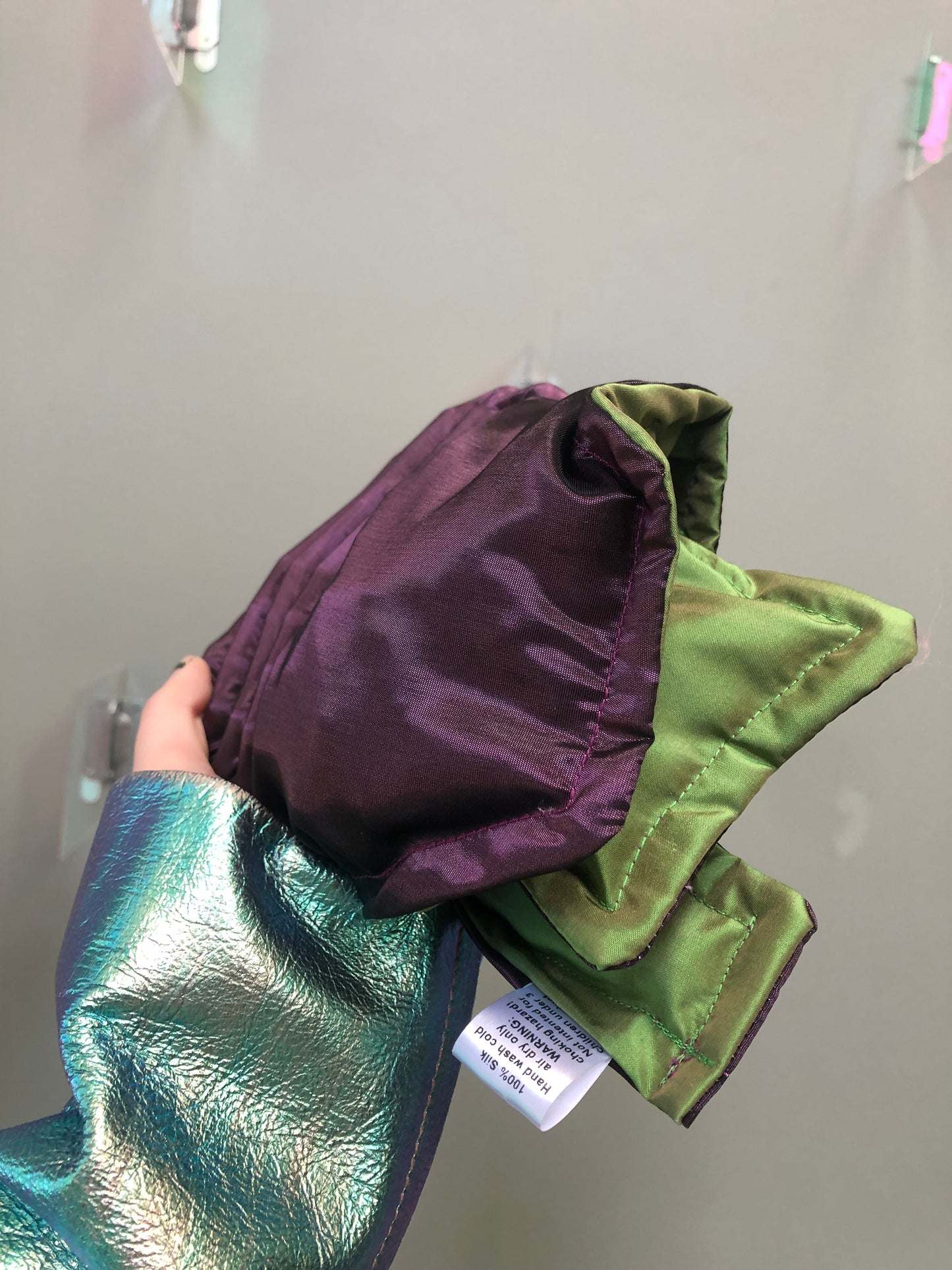 Zero left: Pristella (green-bellied silk/poly)— Deep Pressure Therapy | Cooling Compression Shark