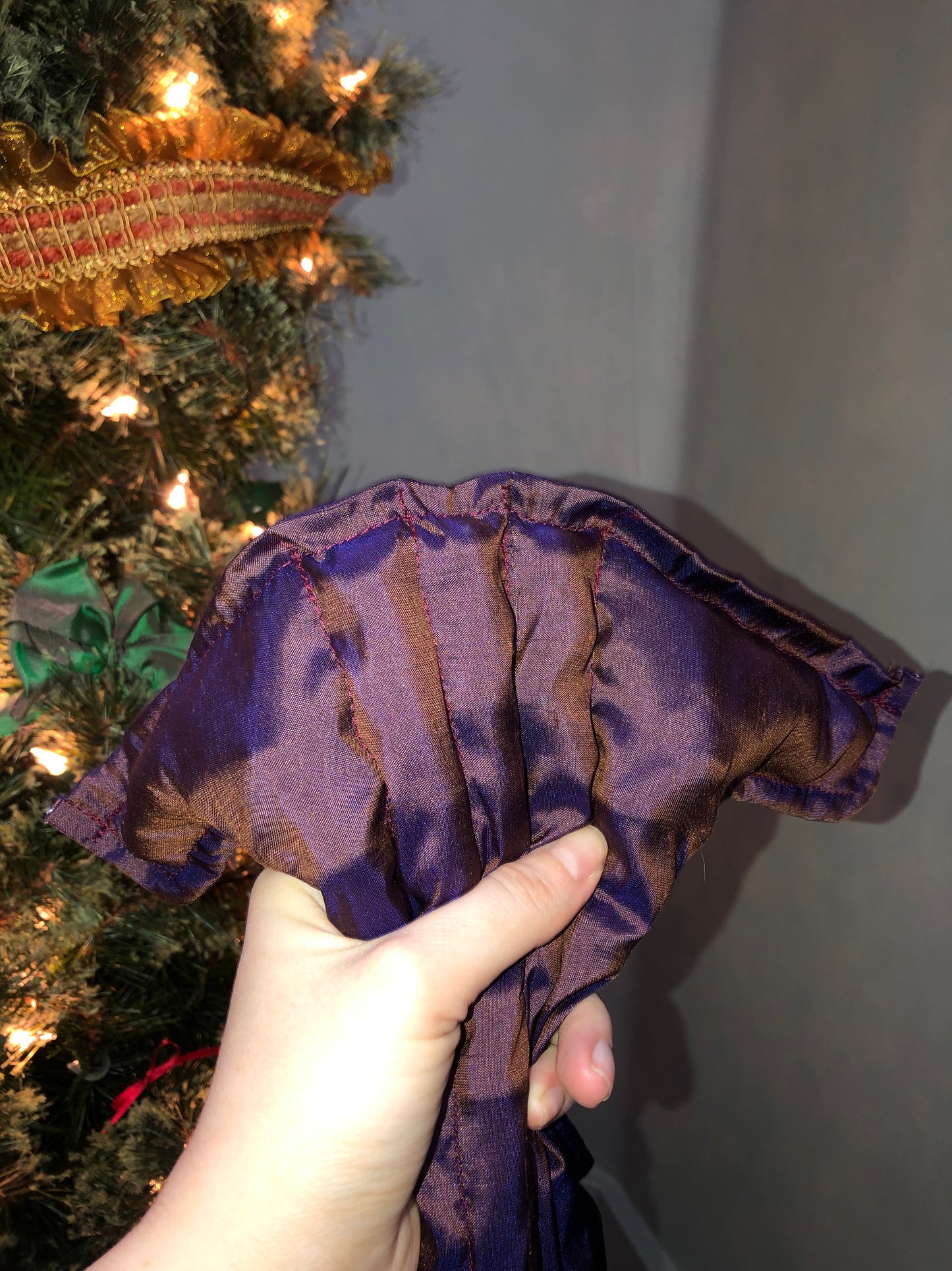 Zero: Crowntail beta — Deep Pressure Therapy | Cooling Compression Shark