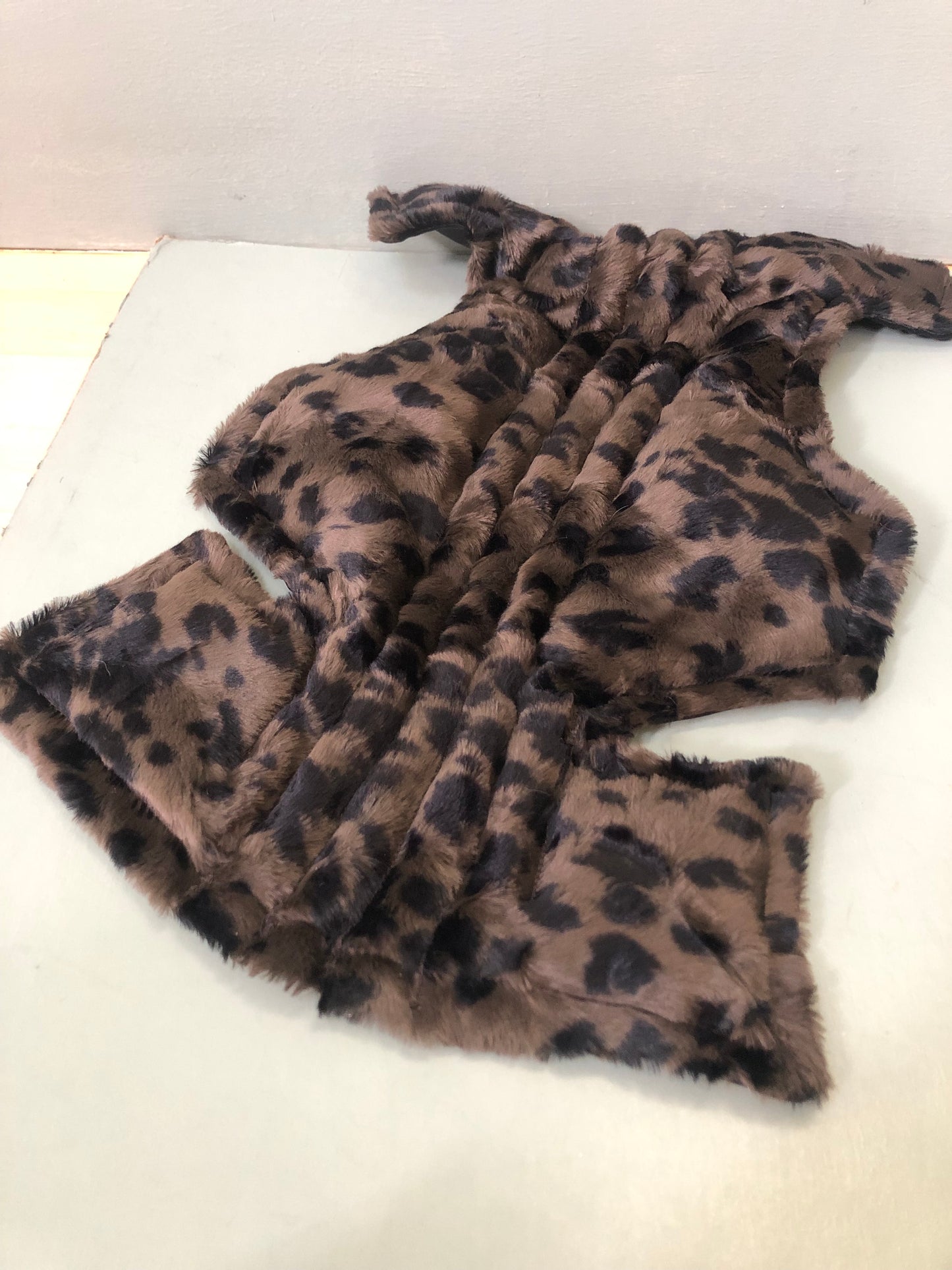 Zero left: Brown-spotted rabbitfish (dupioni silk/minky) — Deep Pressure Therapy | Cooling Compression Shark