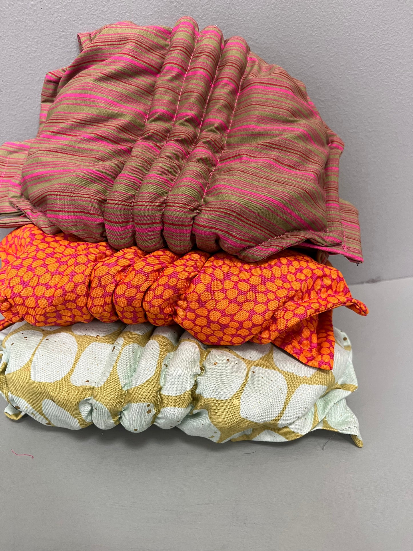 Zero: Kubotai (metallic gold-freckled cotton) — Deep Pressure Therapy | Cooling Compression Shark