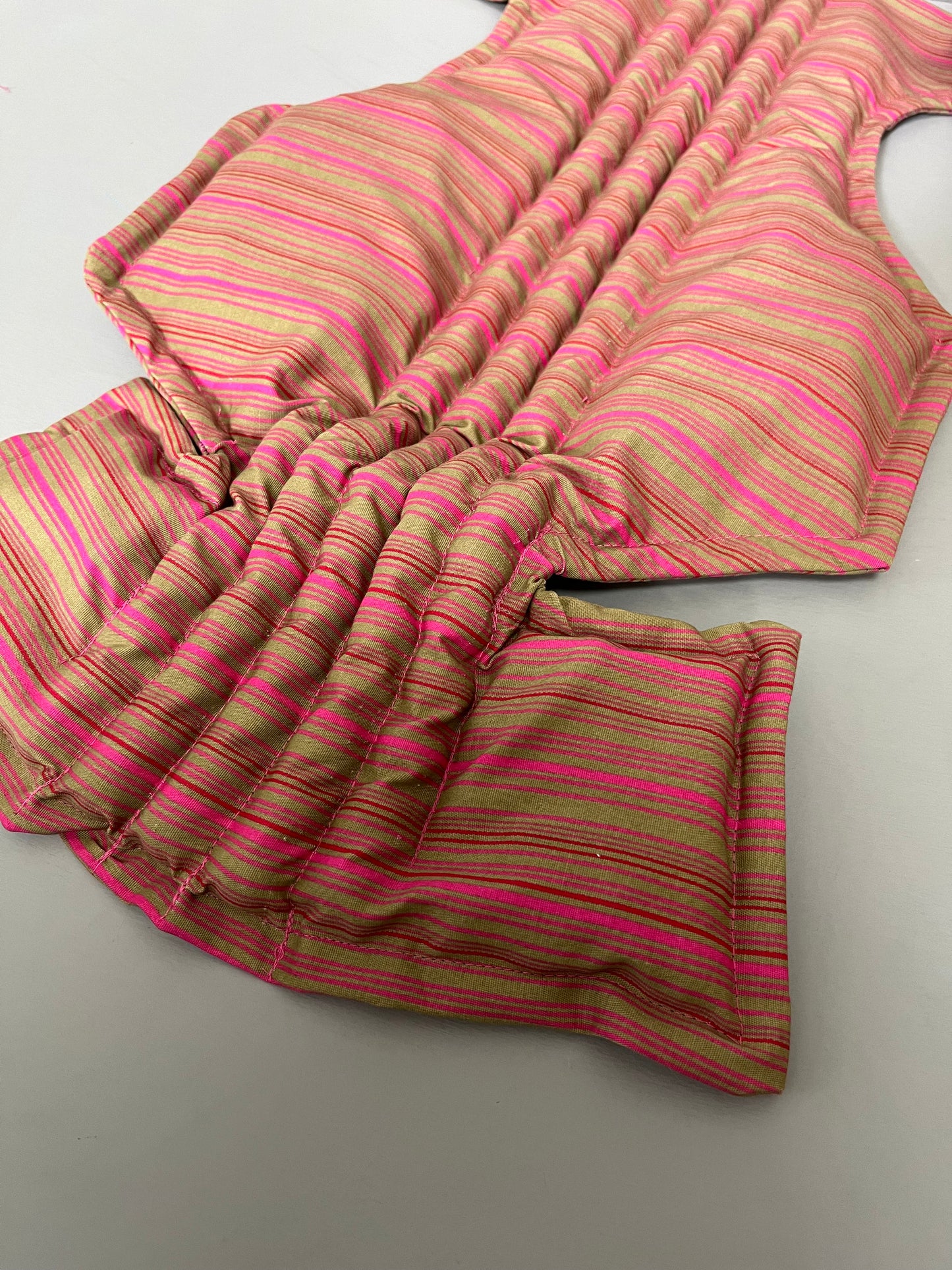 Zero: Pink-banded fairy wrasse (cotton) — Deep Pressure Therapy | Cooling Compression Shark