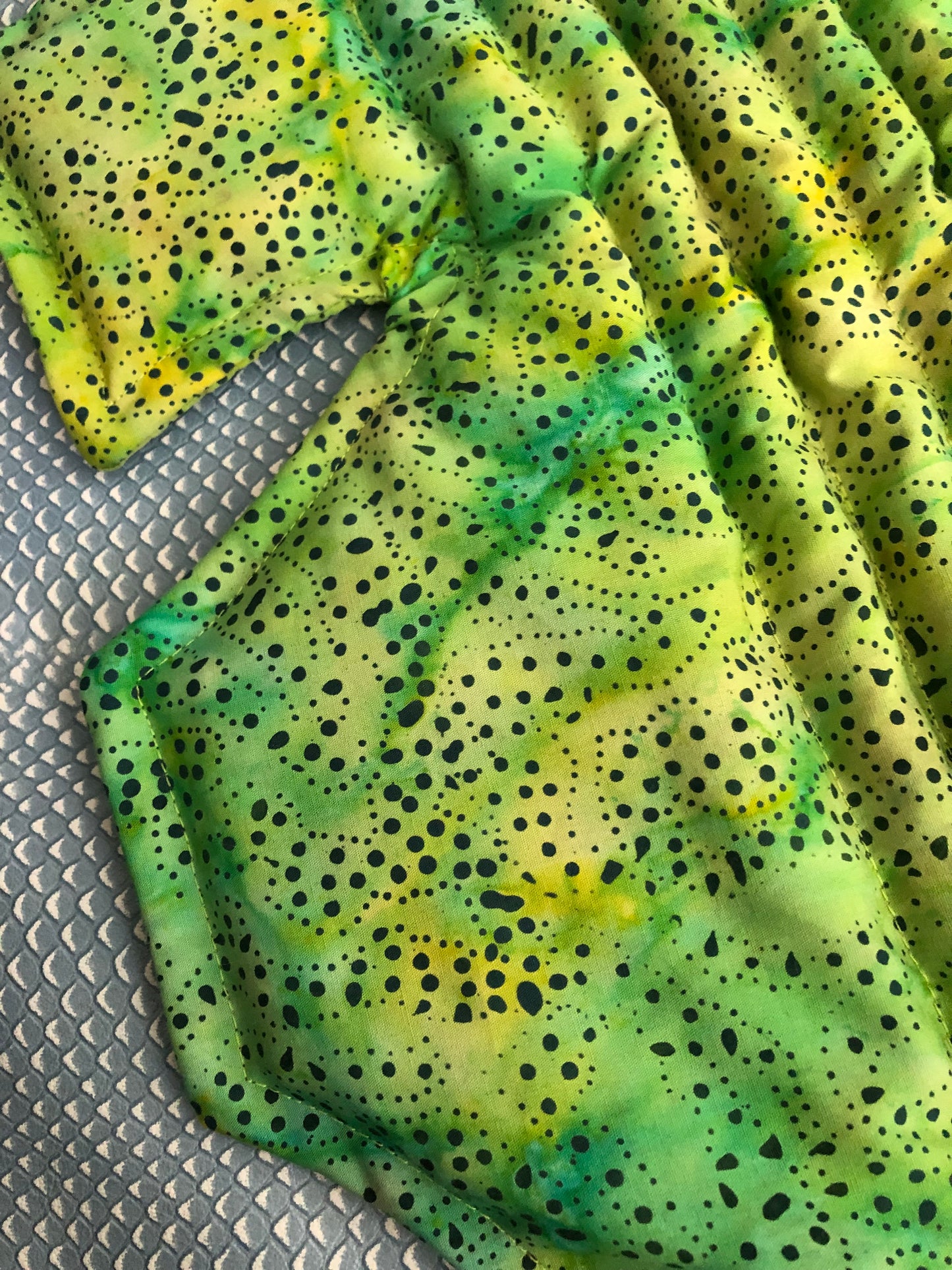 . Amphibian (cotton) — Deep Pressure Therapy | Cooling Compression Shark