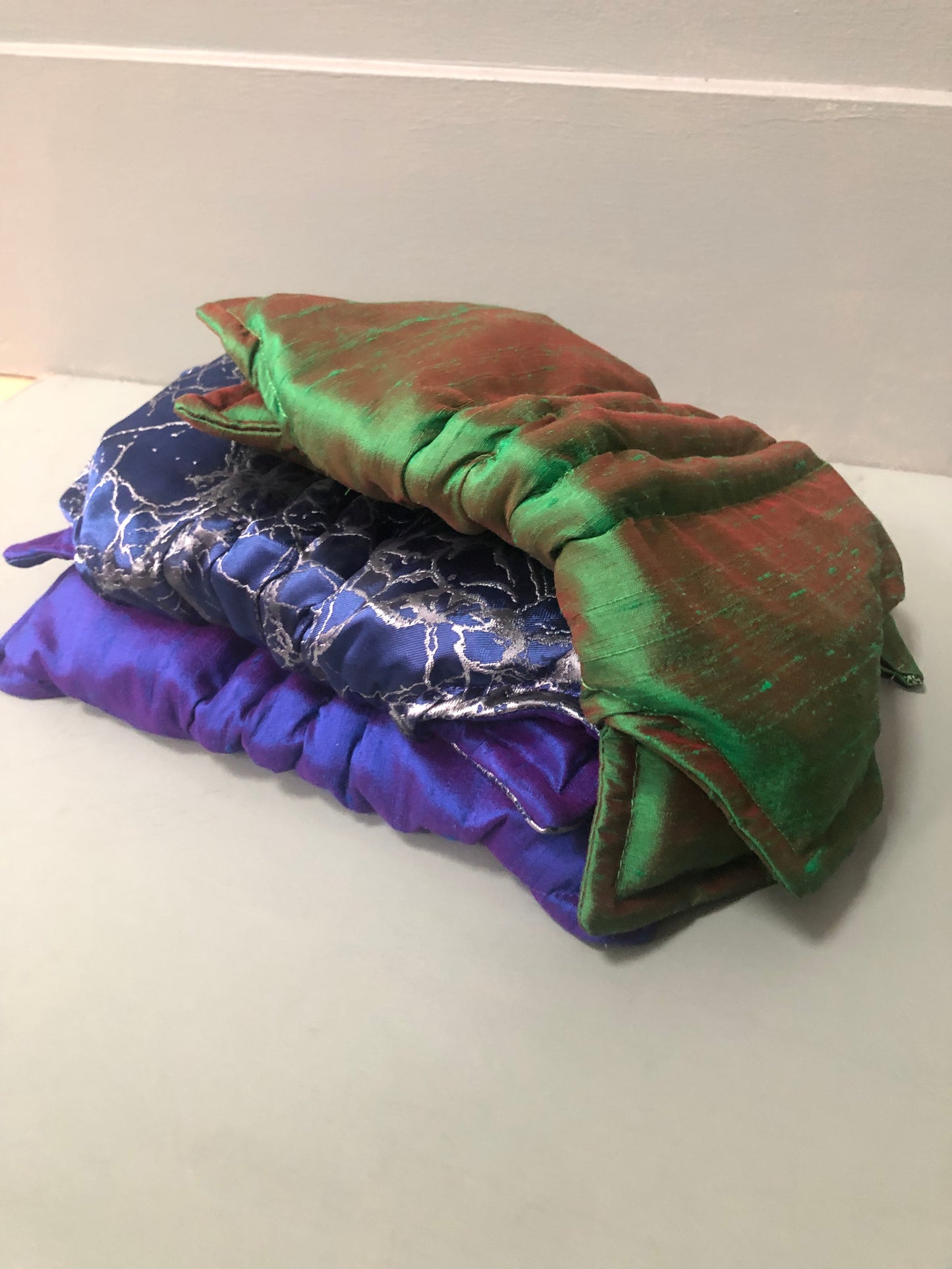 . Back! Water-beetle green (dupioni silk) — Deep Pressure Therapy | Cooling Compression Shark