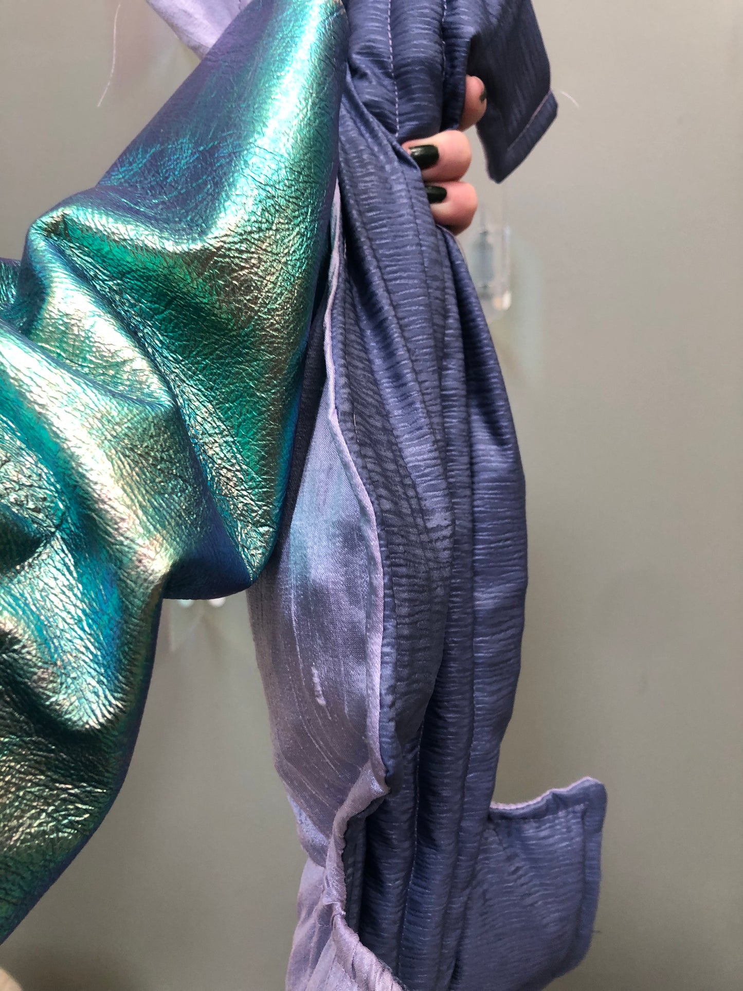 Zero left: Purple-bellied Ray (dupioni silk/blend) — Deep Pressure Therapy | Cooling Compression Shark