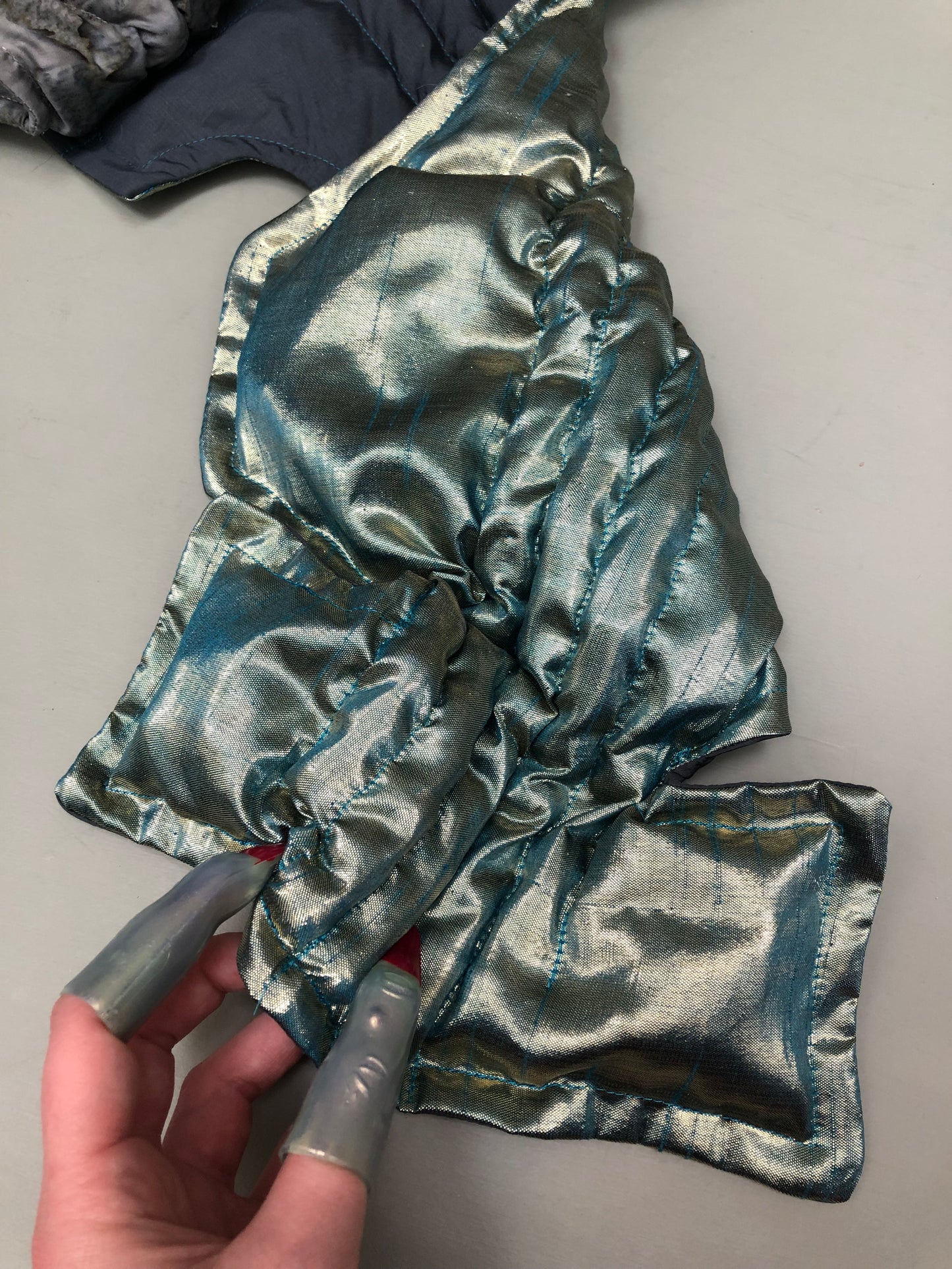 Zero left: Darkbellied silk — Deep Pressure Therapy | Cooling Compression Shark
