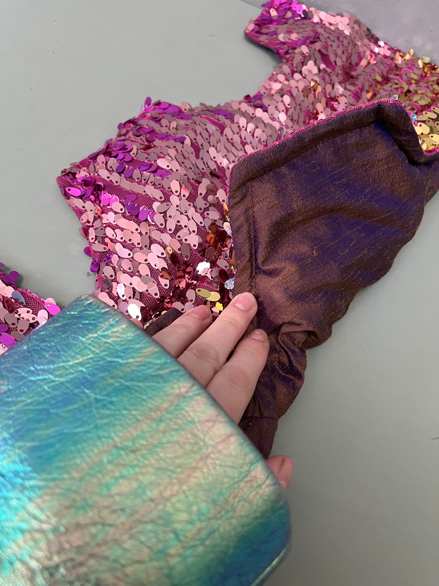 Zero left: Gold barb (silk-bellied) — Deep Pressure Therapy | Cooling Compression Shark