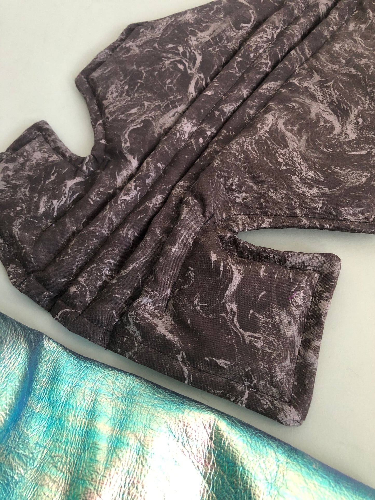 . Black lotus (cotton) — Deep Pressure Therapy | Cooling Compression Shark