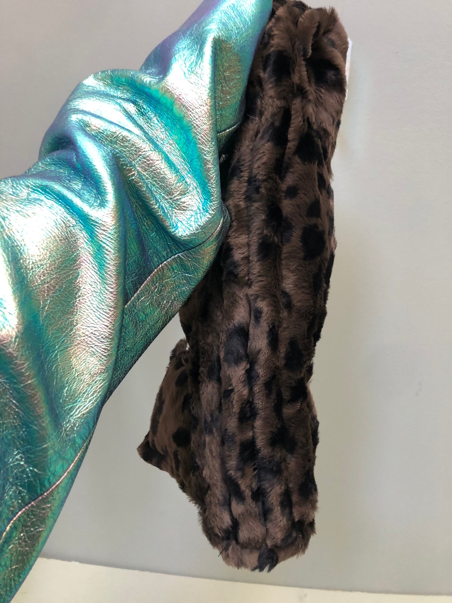 Zero left: Purple-bellied lionshark (MINKY/silk) — Deep Pressure Therapy | Cooling Compression Sharkhk