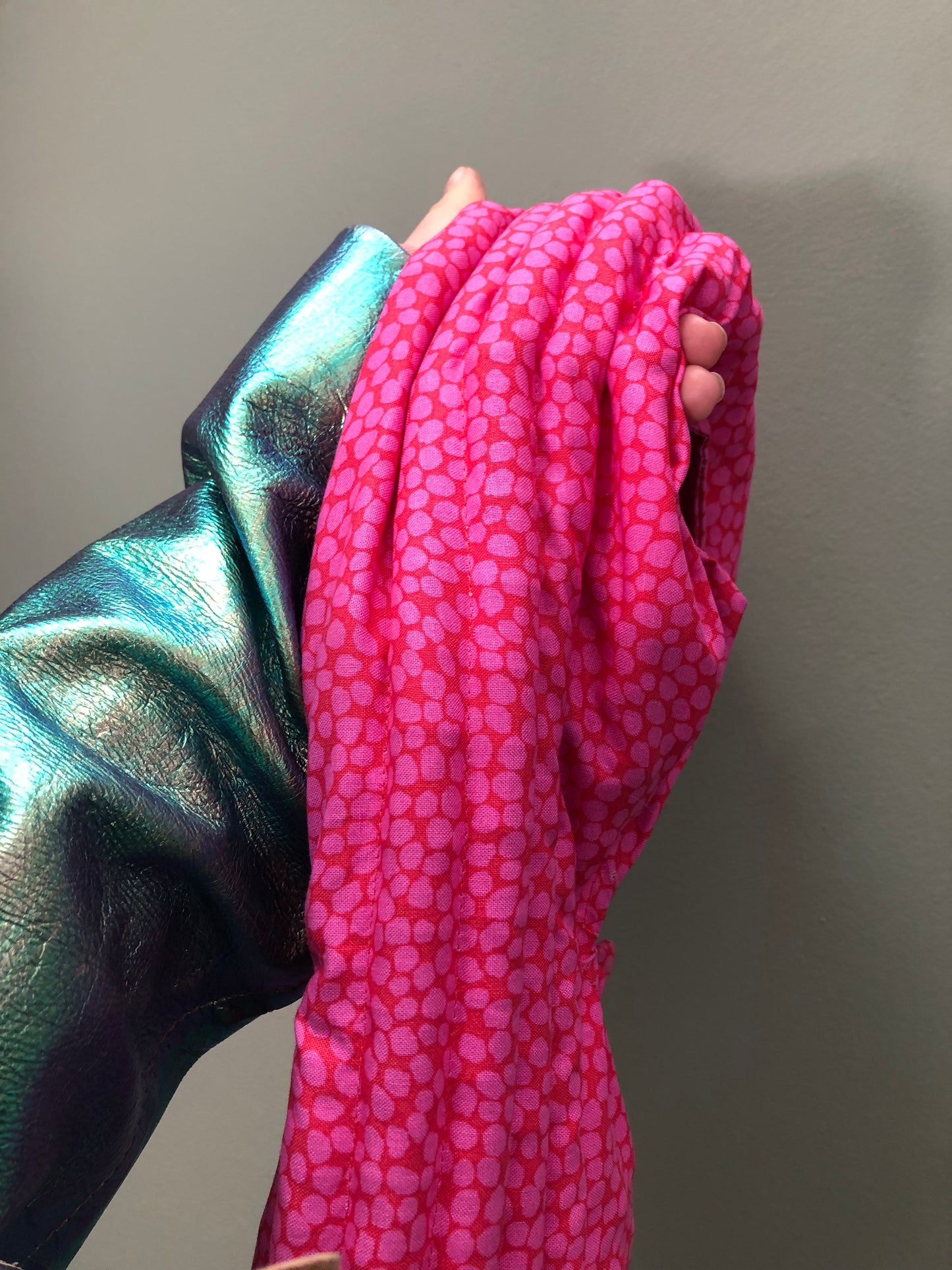 Zero left: Crawdaddy cotton — Deep Pressure Therapy | Cooling Compression Shark